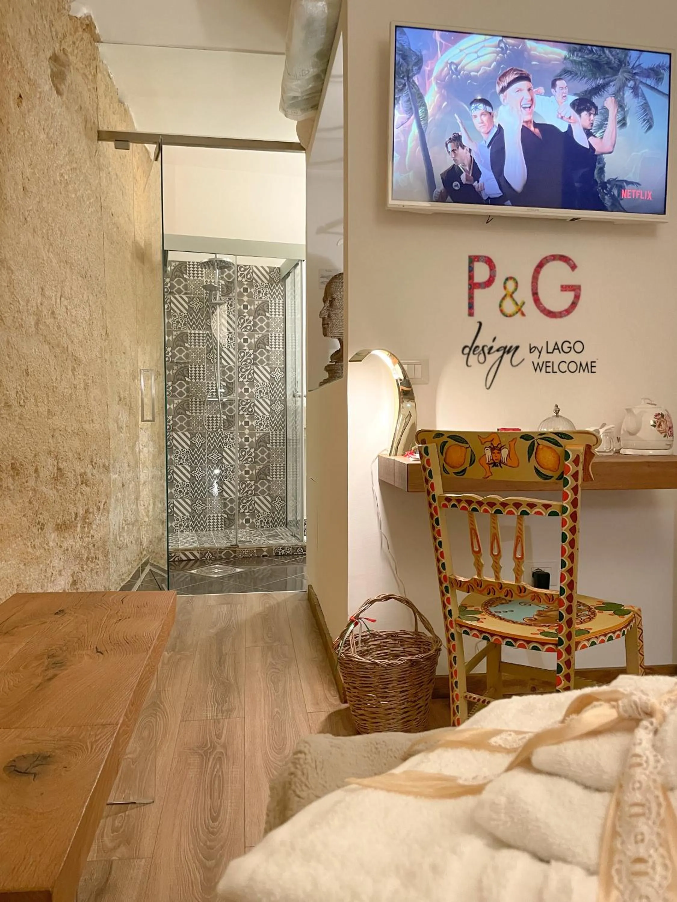 Bed in P&G design by Lago Welcome Enna