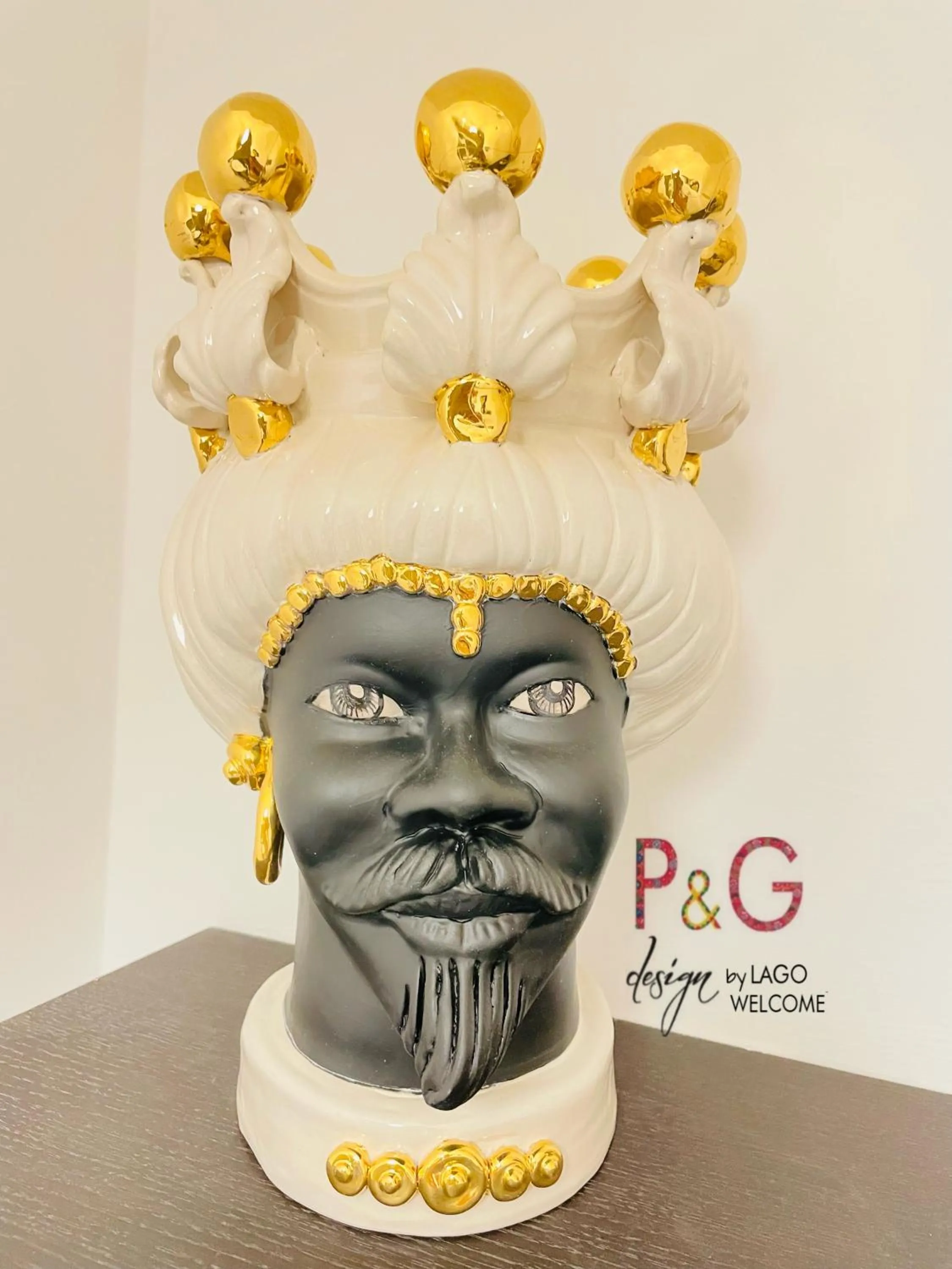 Decorative detail in P&G design by Lago Welcome Enna