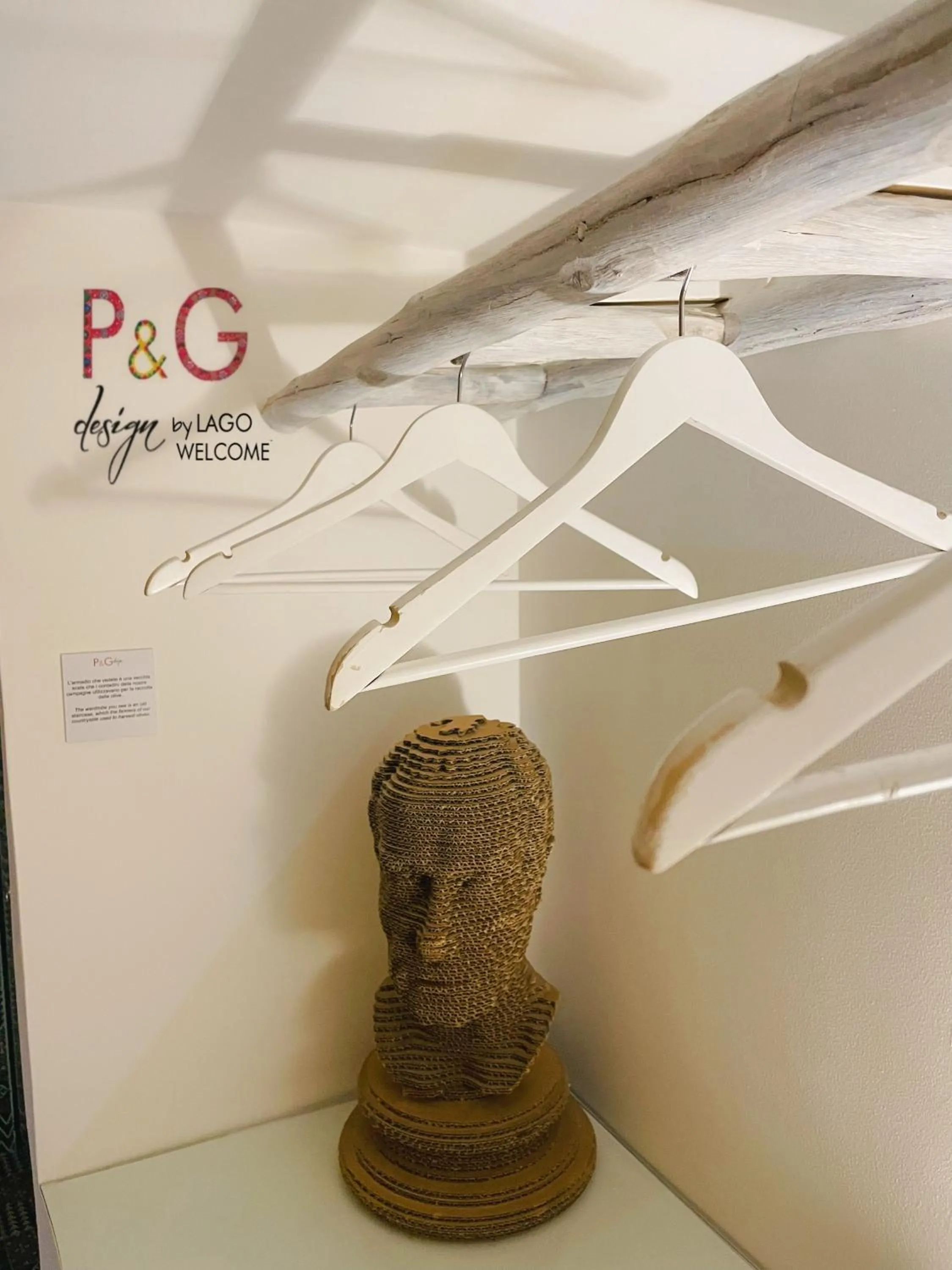 wardrobe in P&G design by Lago Welcome Enna