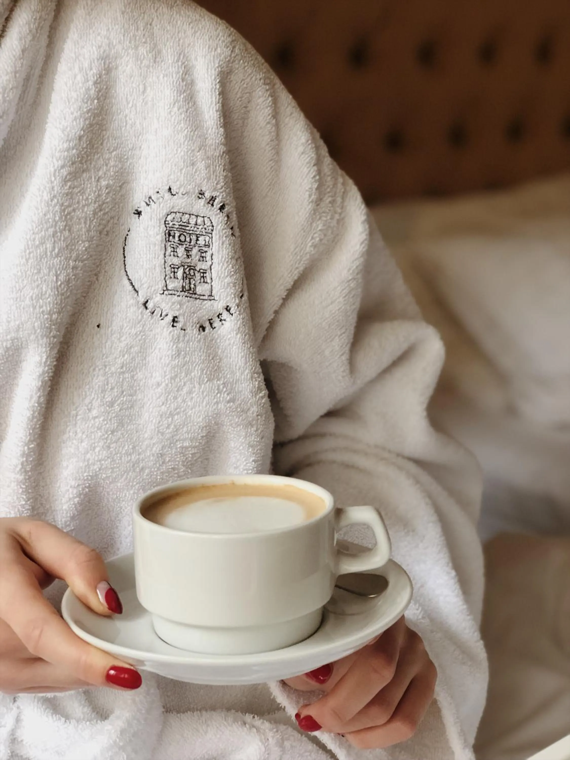 Logo/Certificate/Sign, Bed in Live.Here.Hotel