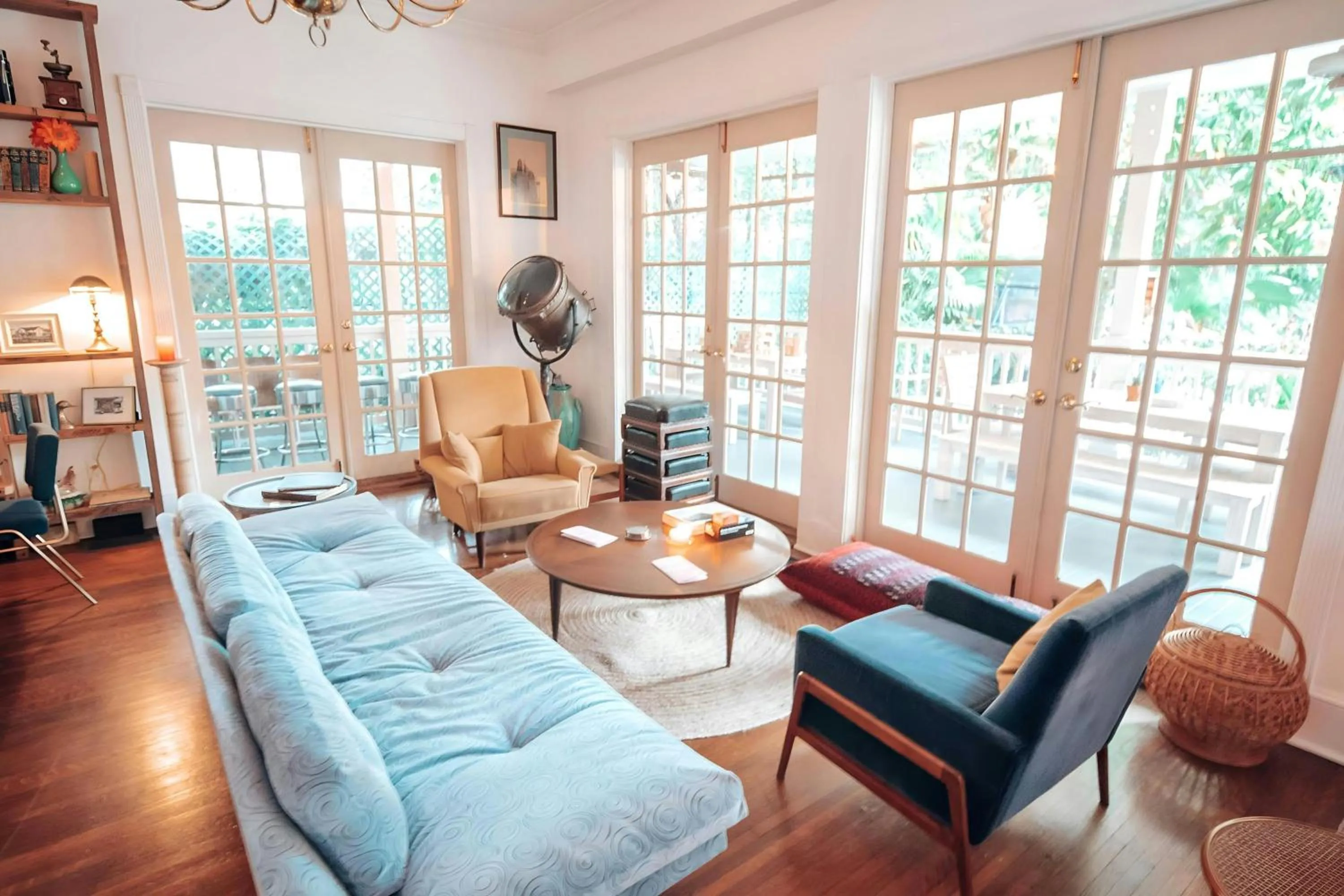 Lobby or reception in Wellborn Hotel Downtown, Sonder by Marriott Bonvoy