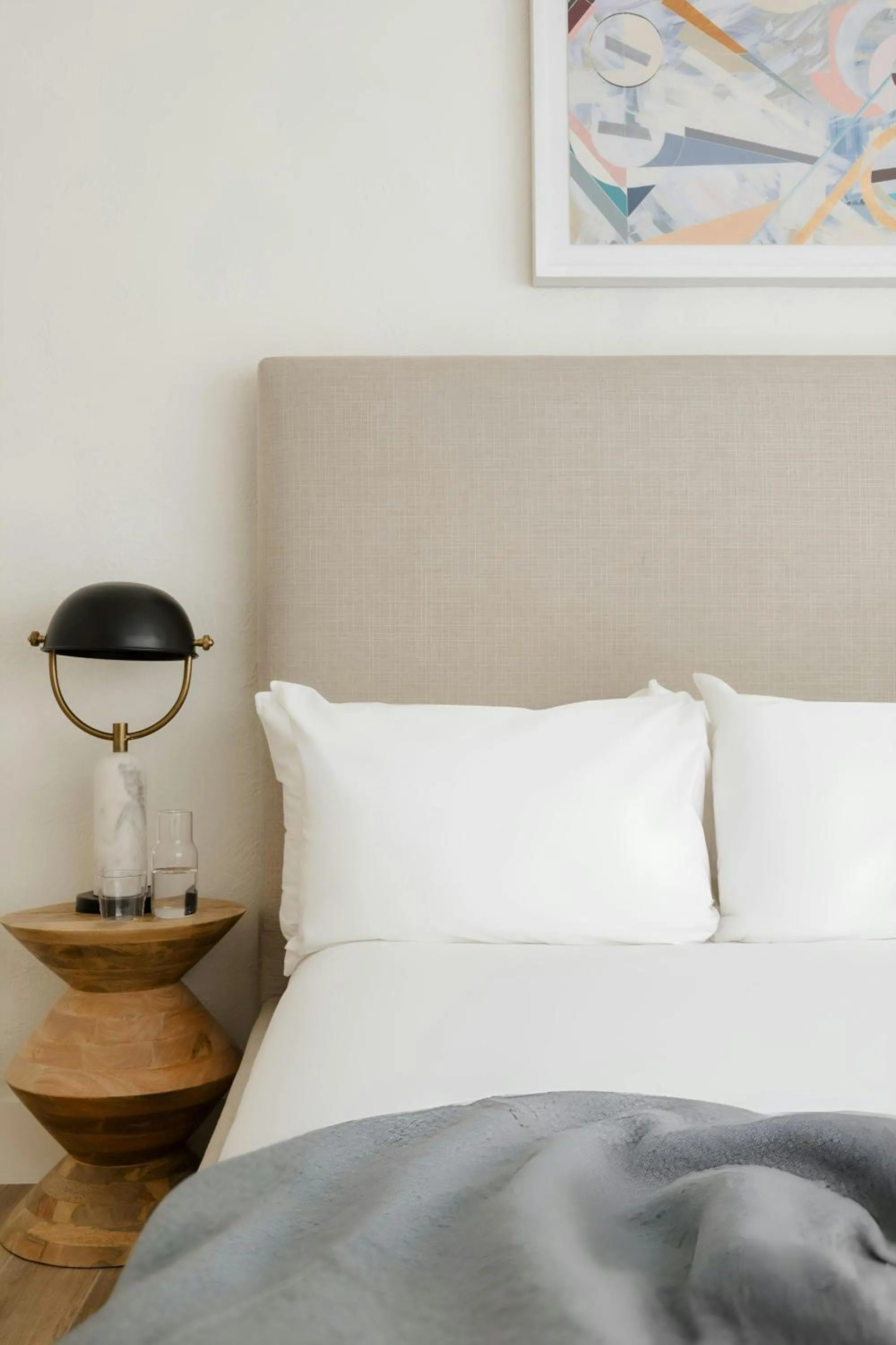 Bedroom, Bed in Wellborn Hotel Downtown, Sonder by Marriott Bonvoy