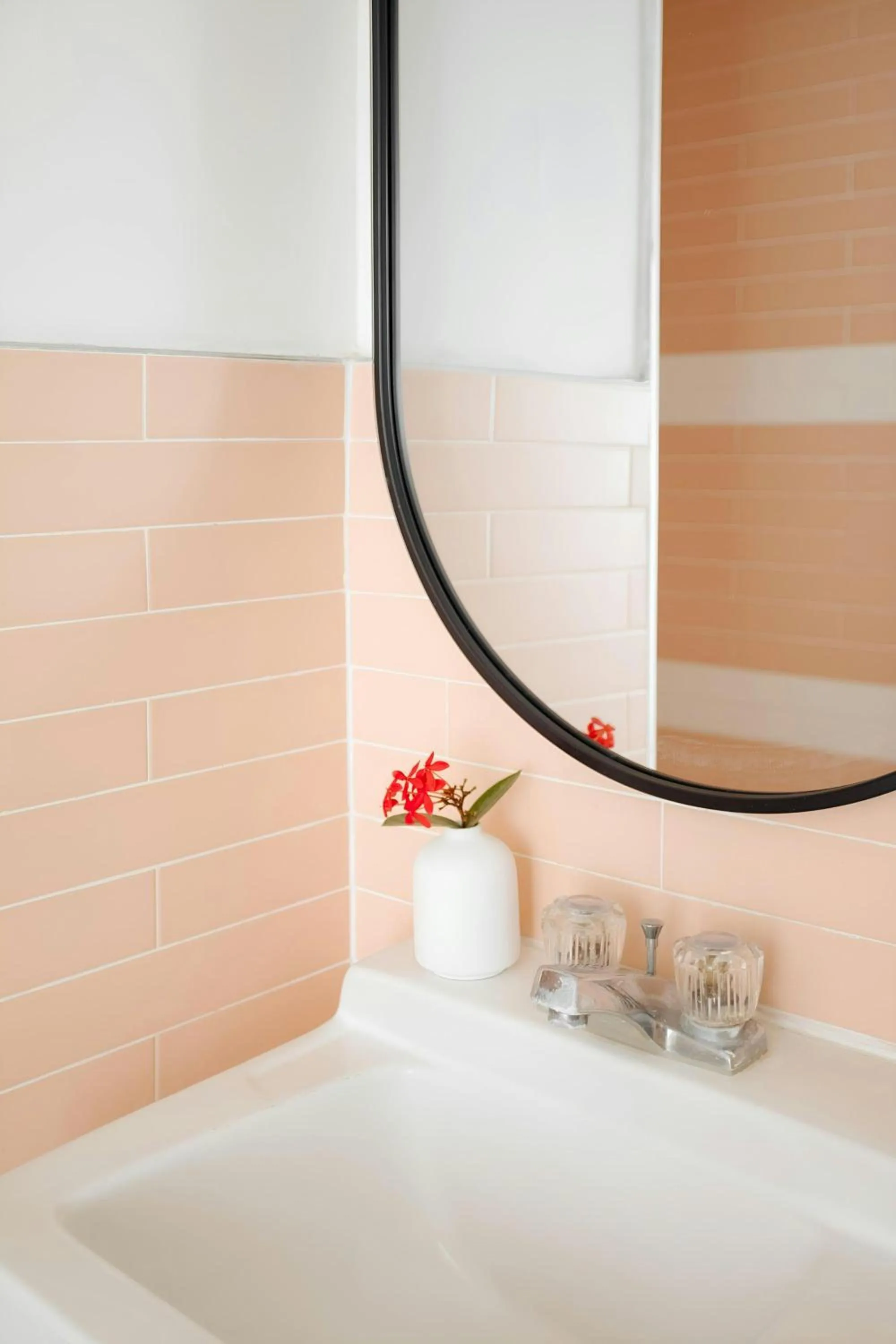 Bathroom in Wellborn Hotel Downtown, Sonder by Marriott Bonvoy