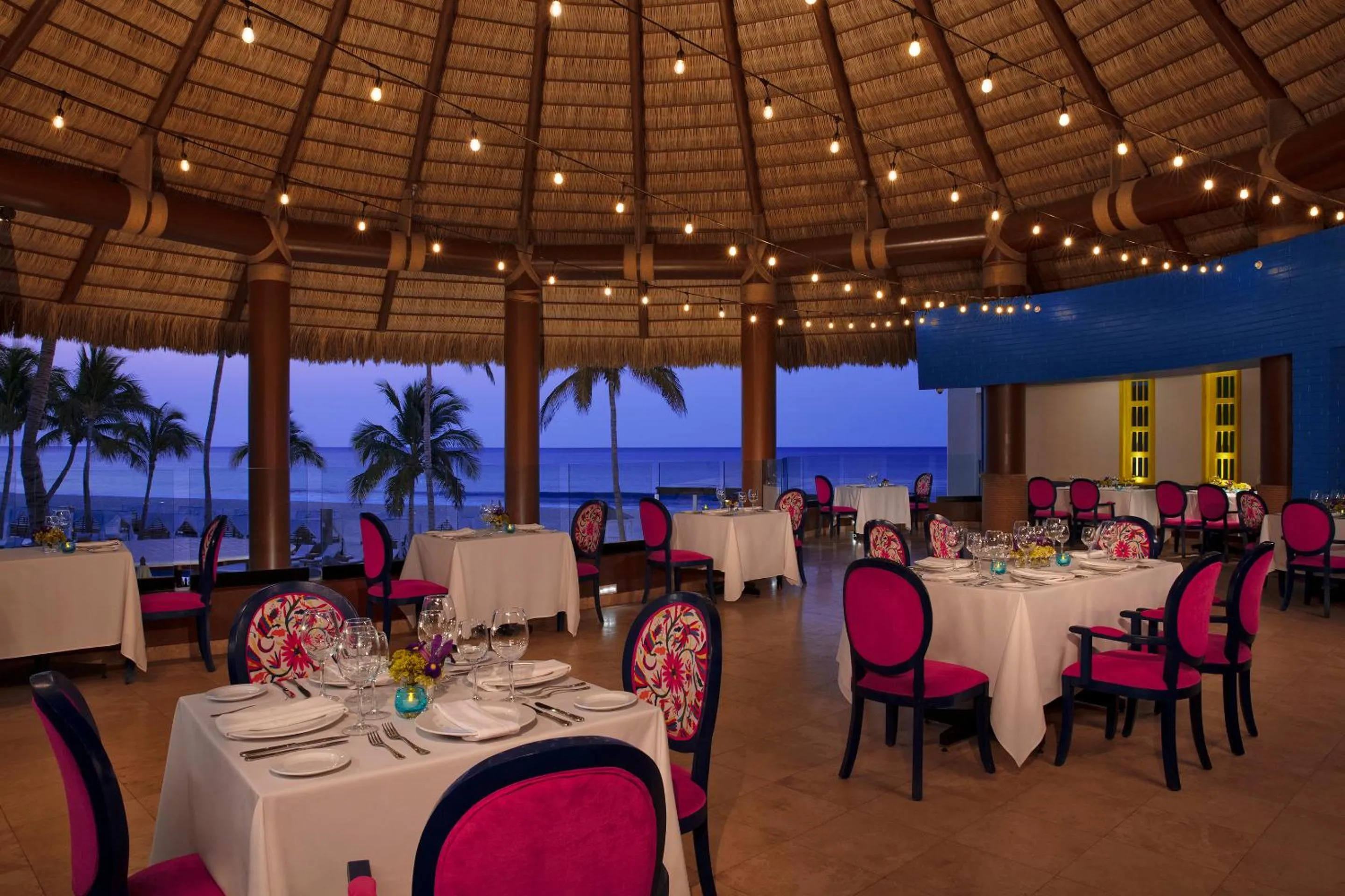 Restaurant/places to eat in Altitude by Krystal Grand Los Cabos - All Inclusive