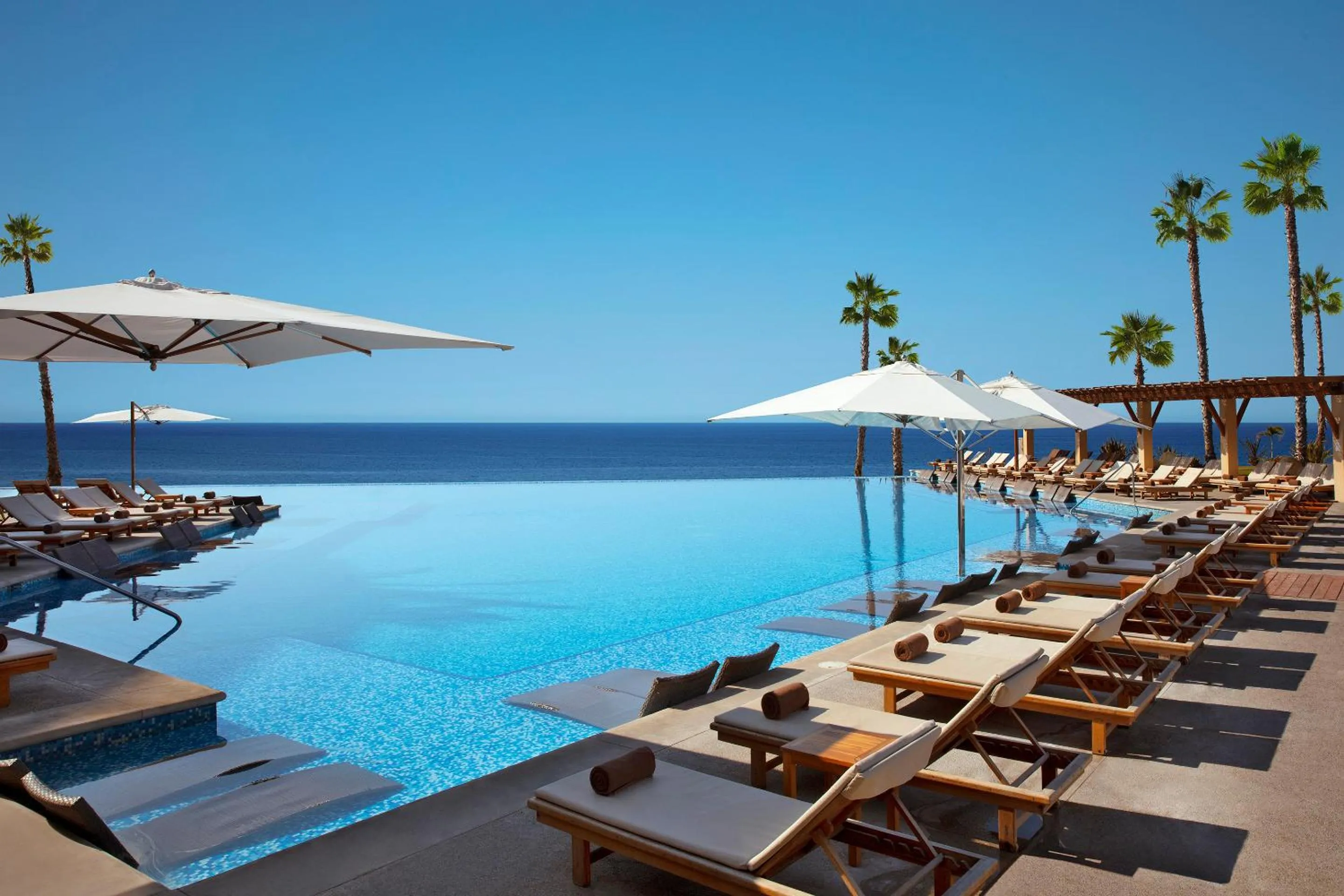 Swimming pool in Altitude by Krystal Grand Los Cabos - All Inclusive