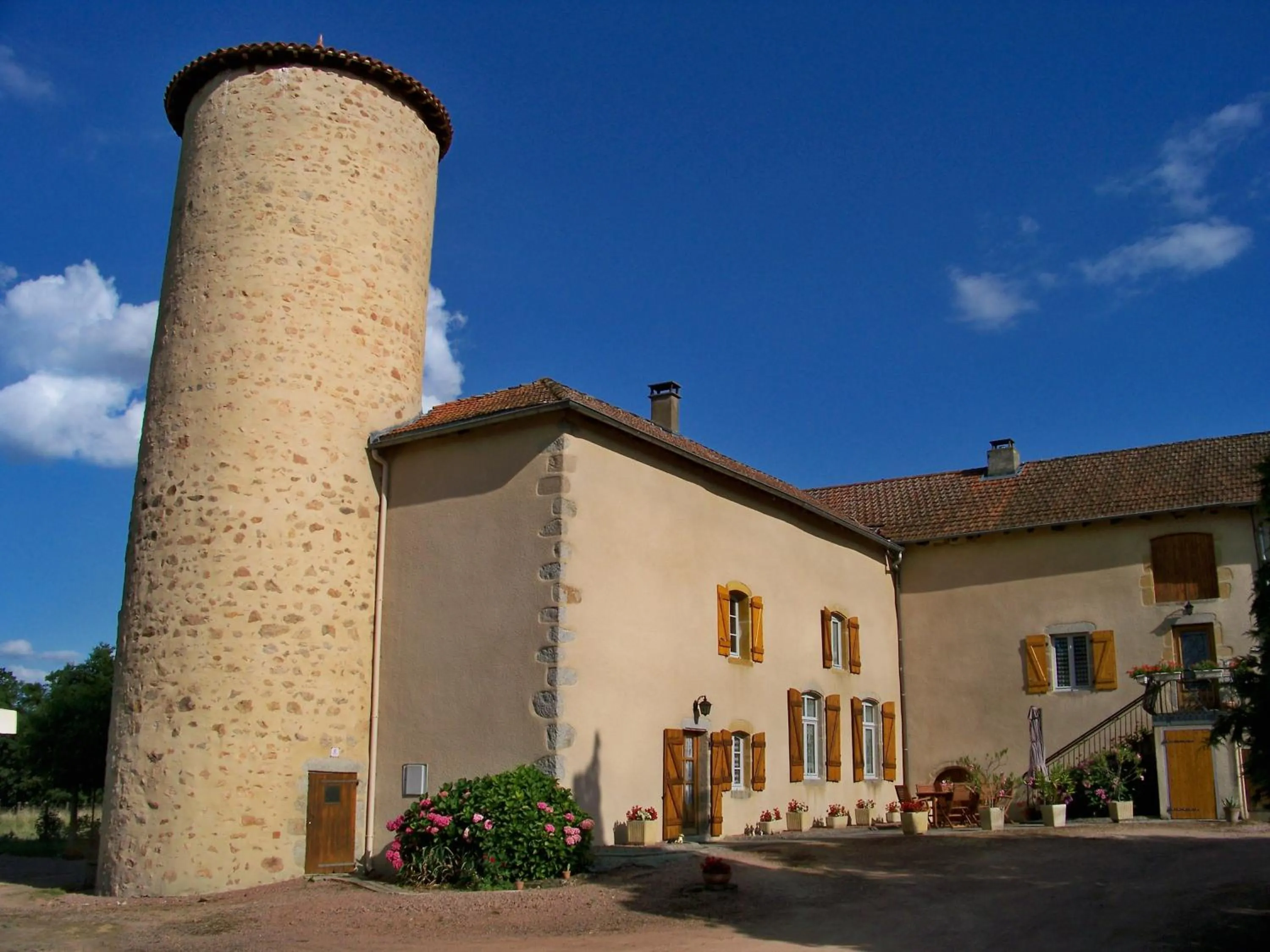 On site in Gite De La Tour De Rouilleres