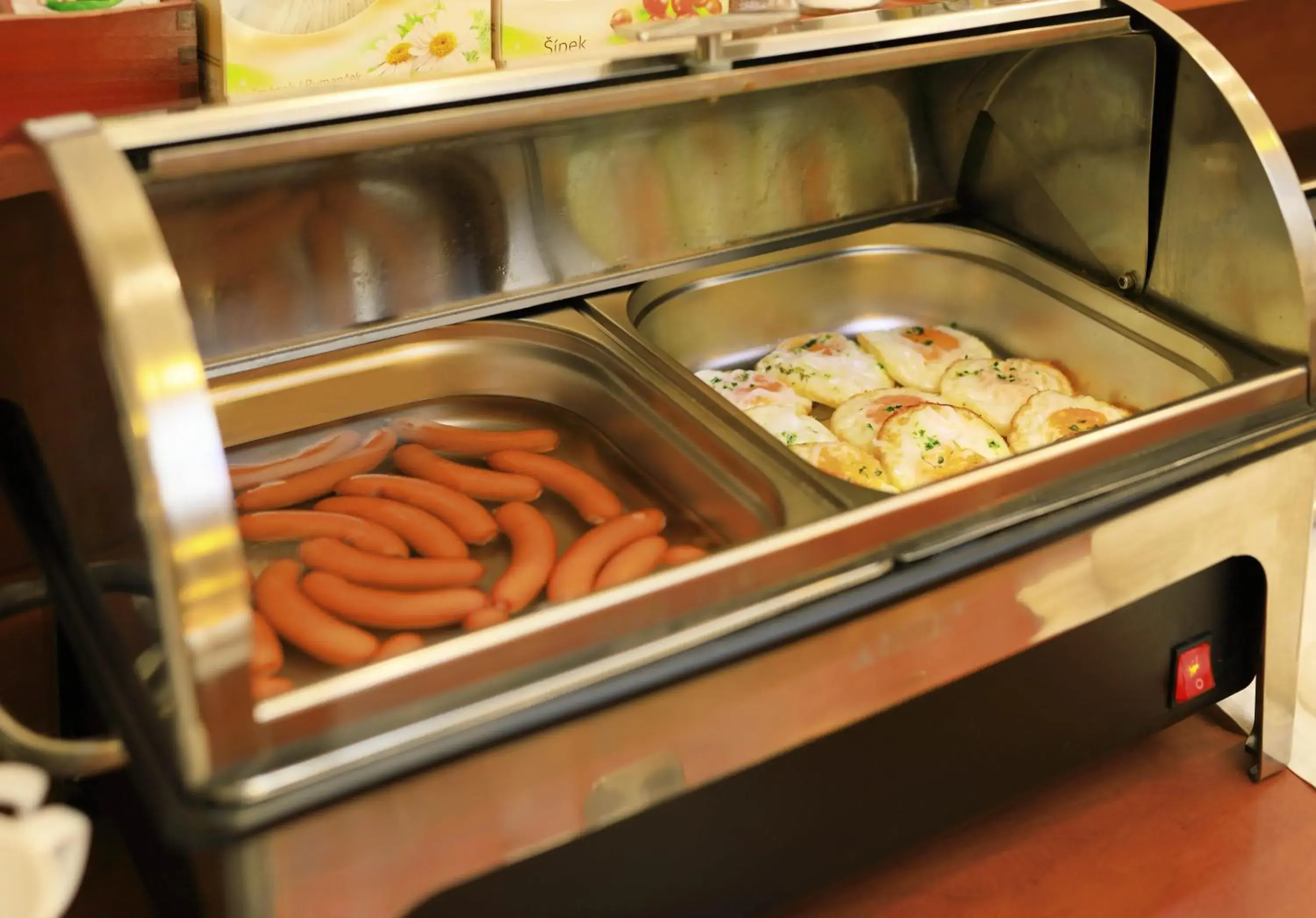 Buffet breakfast in Penzion Krumlov - Massage studio Buffet breakfast in Penzion Krumlov - Massage studio