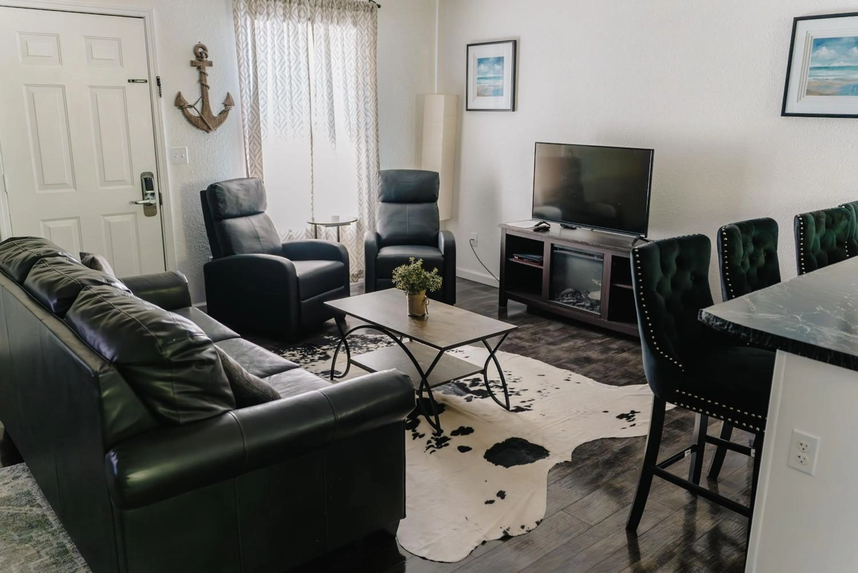 Living room in Anchor Inn and Suites