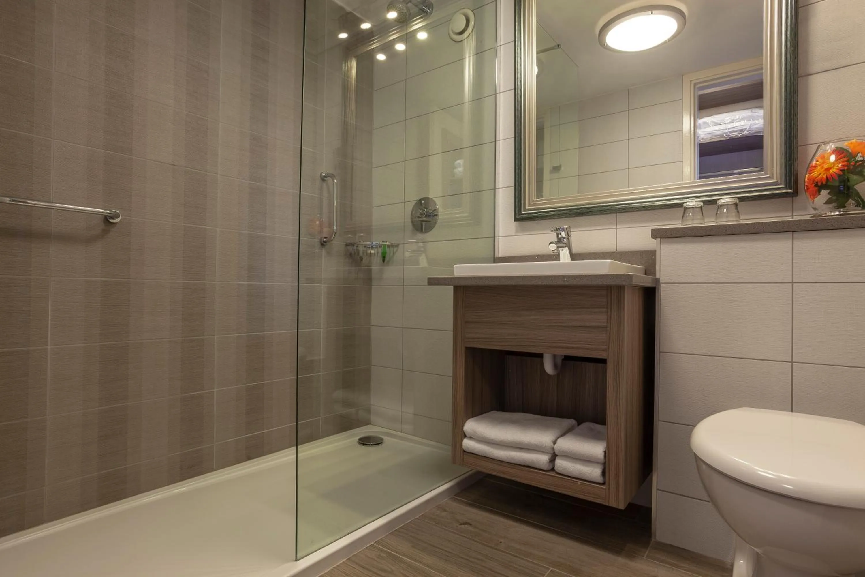 Bathroom in Gleneagle Killarney