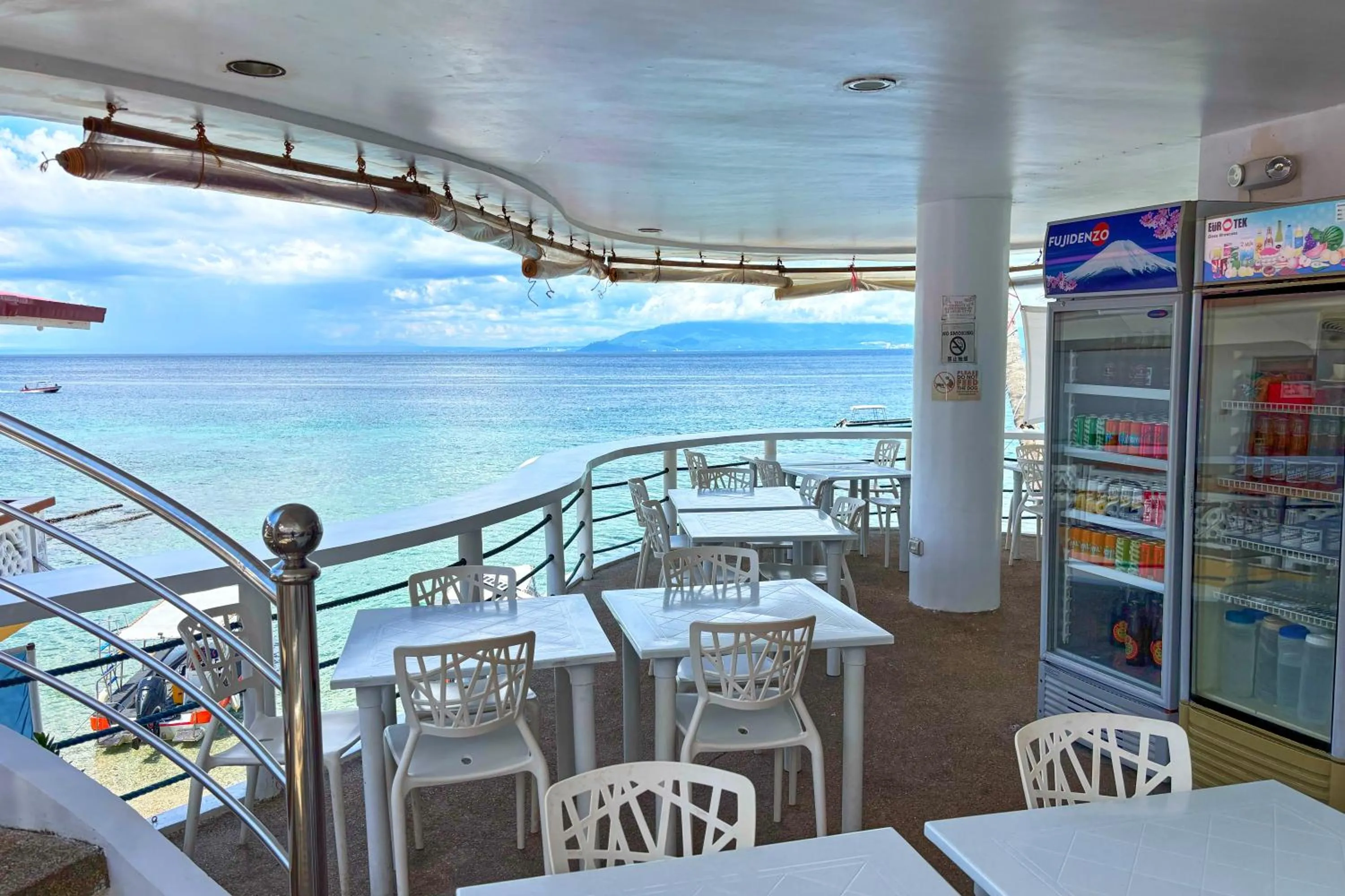 Arkipelago Divers and Beach Resort