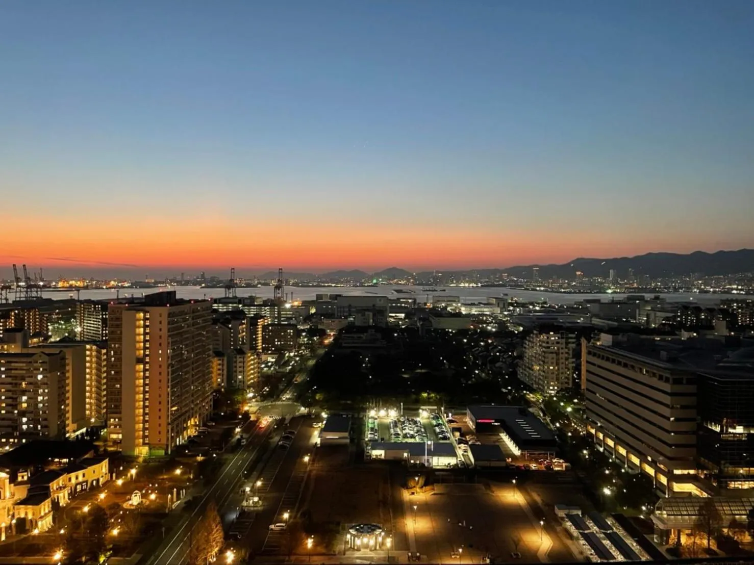 Night in Hotel Plaza Kobe