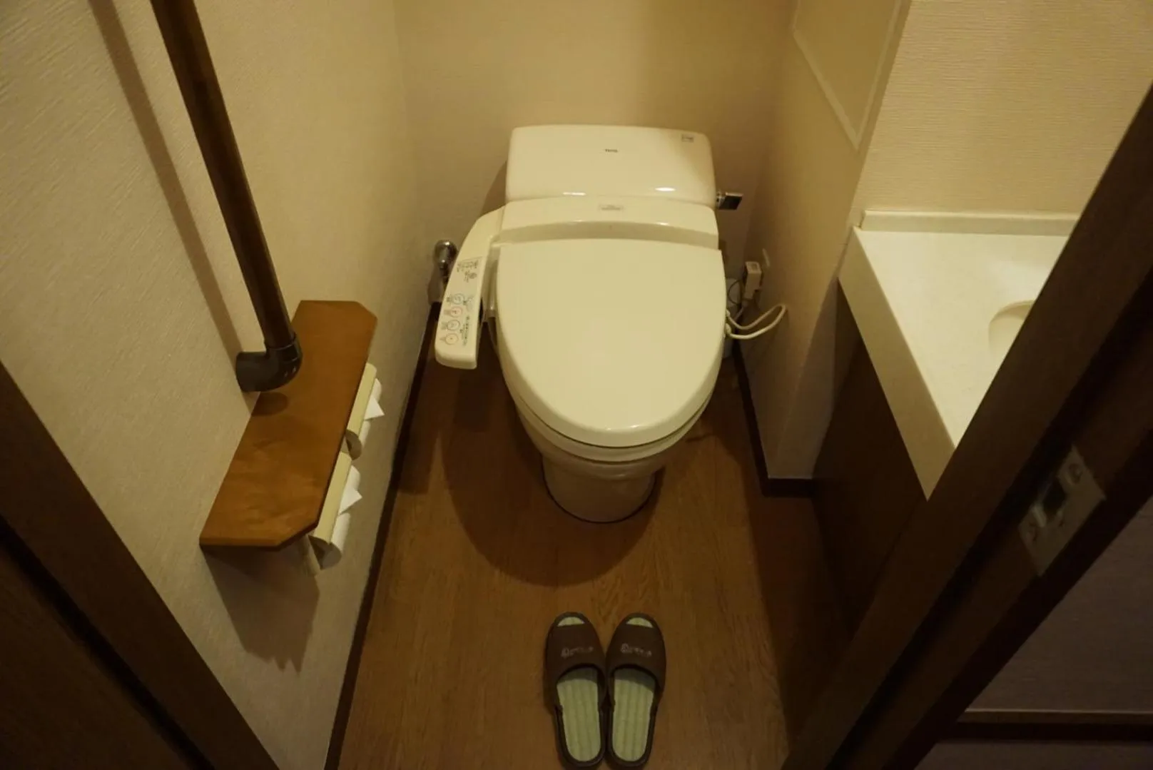 Yokohama Minatomirai Manyo Club