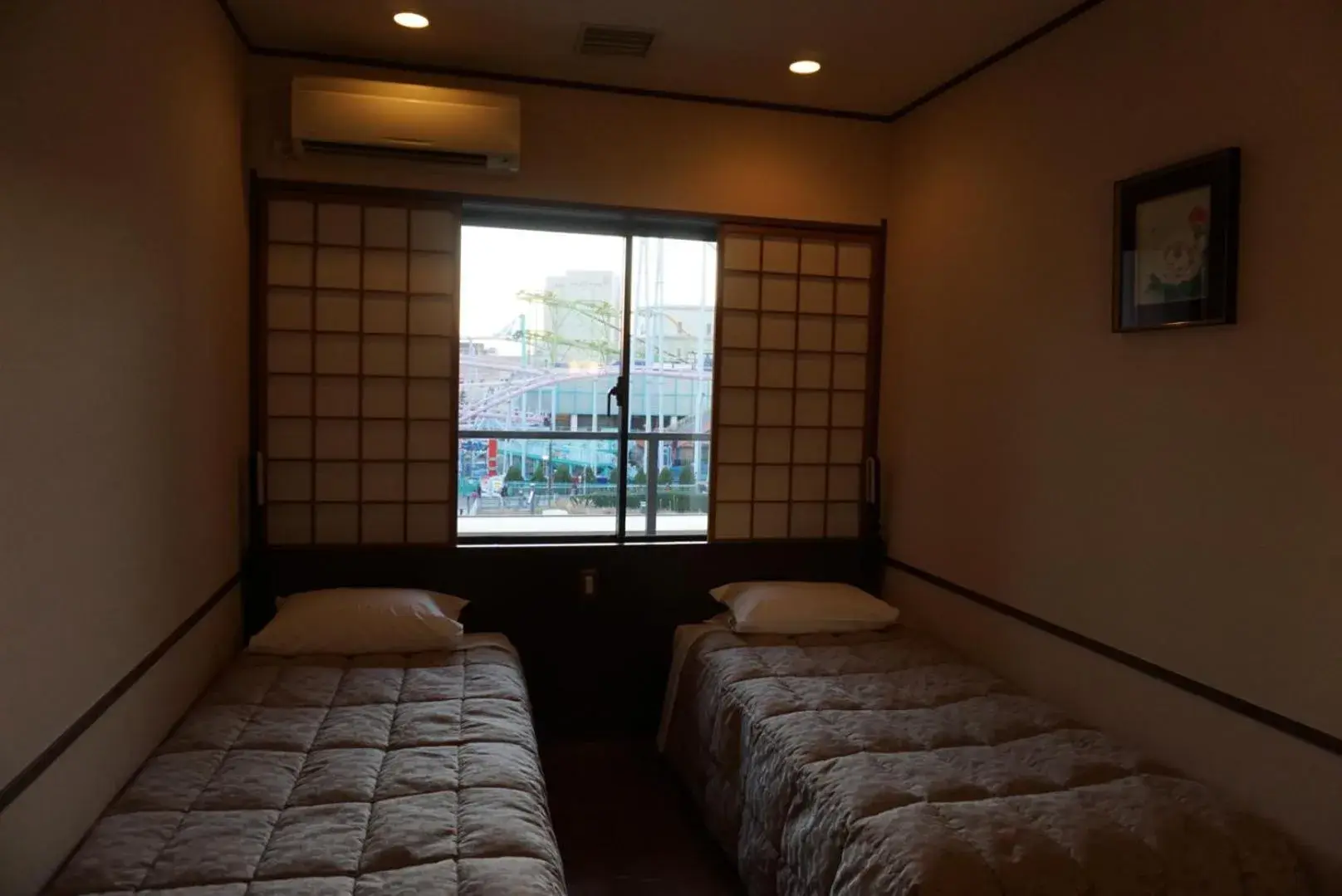 Bed in Yokohama Minatomirai Manyo Club Bed in Yokohama Minatomirai Manyo Club