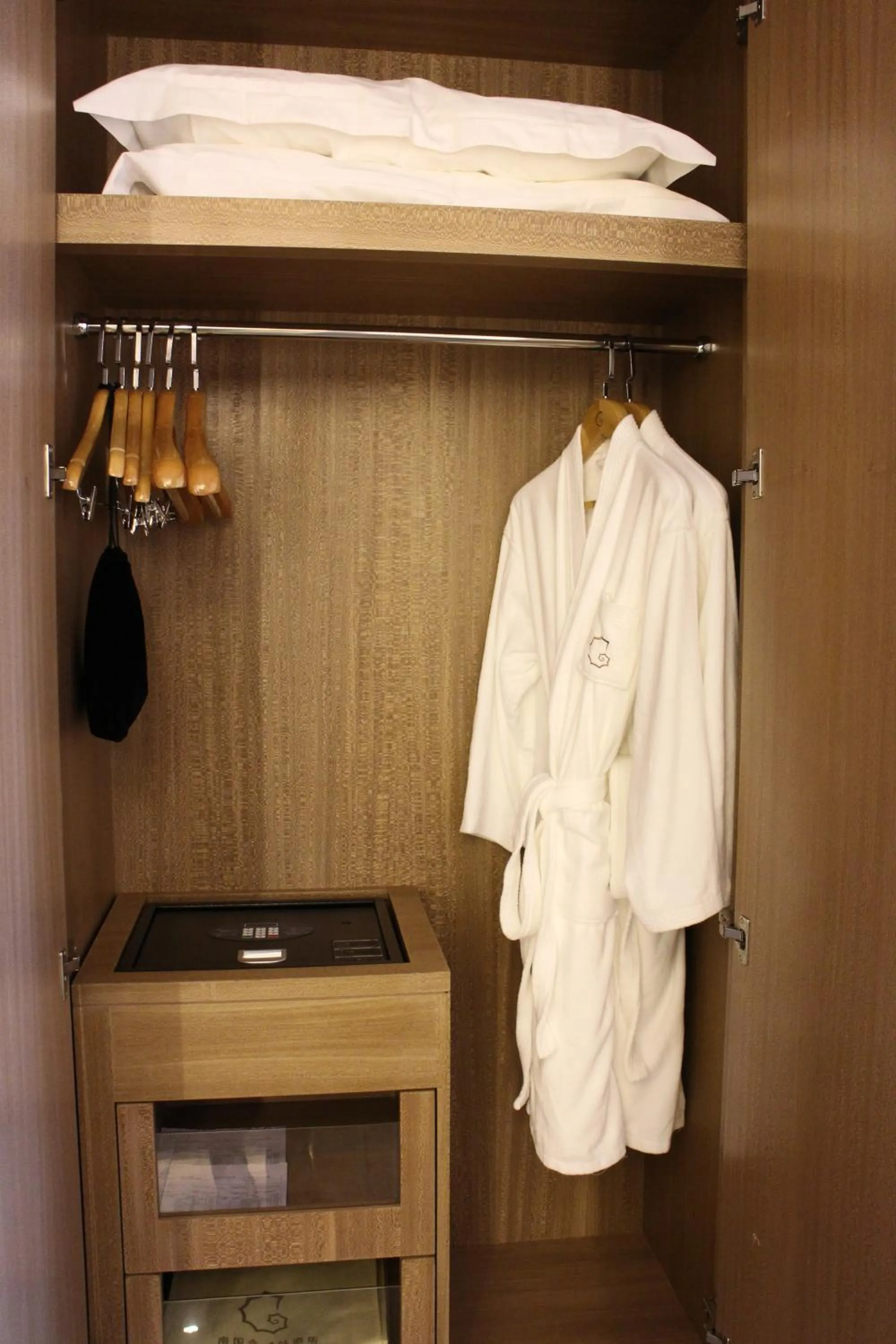 Decorative detail in 南国会1站酒店 广交会免费穿梭巴士