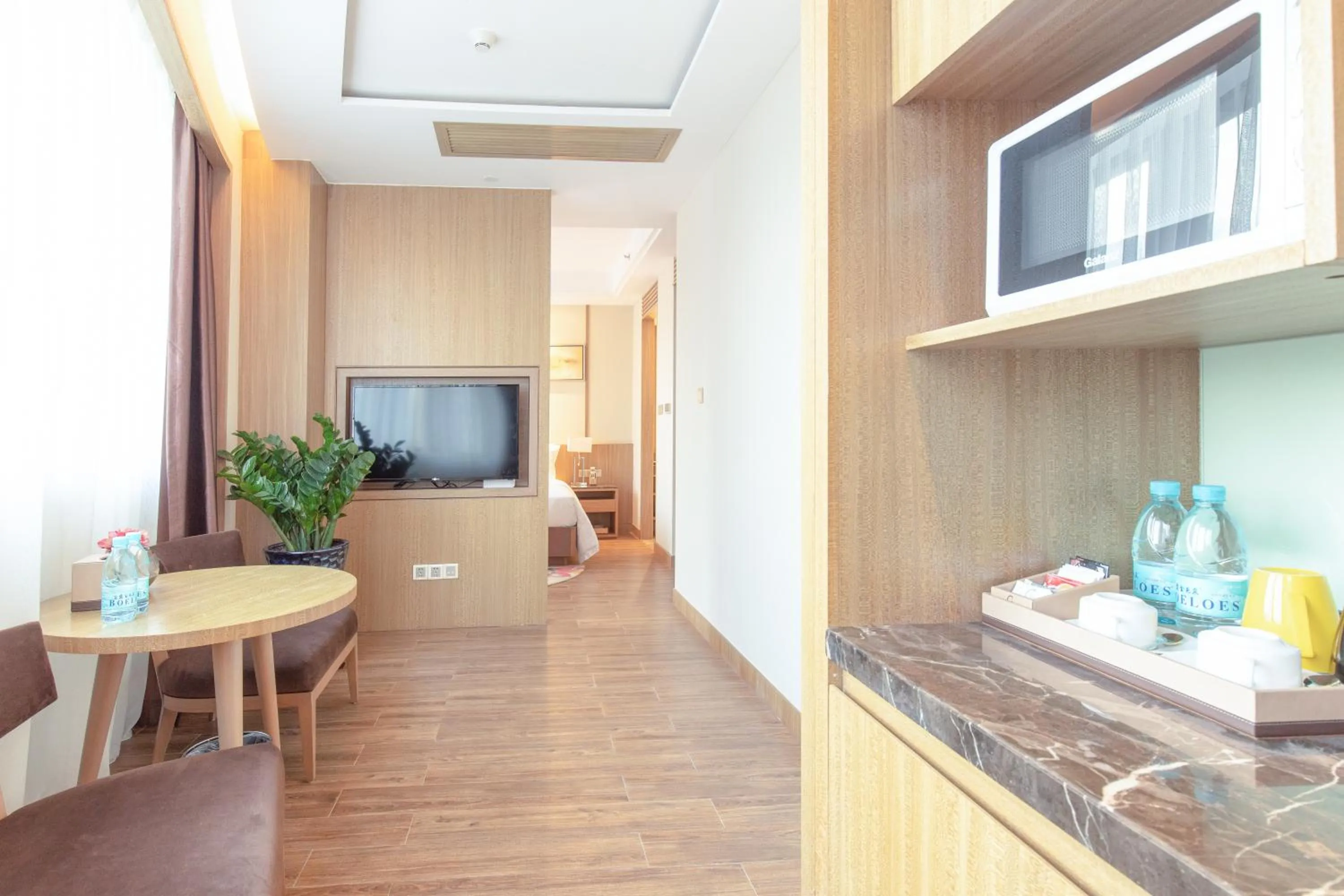 Kitchen or kitchenette in 南国会1站酒店 广交会免费穿梭巴士