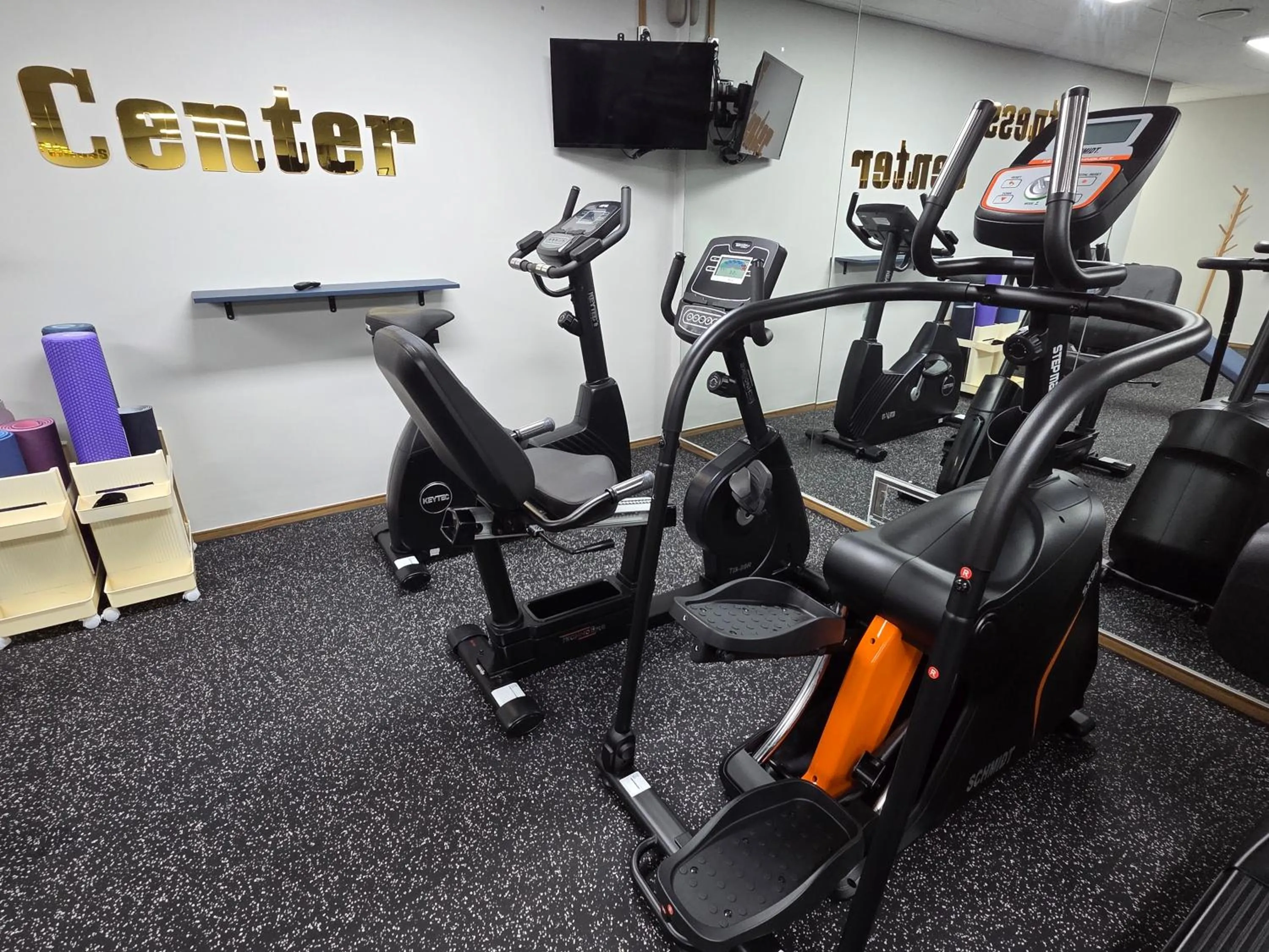 Fitness centre/facilities in Ramada by Wyndham Jeju City Hall