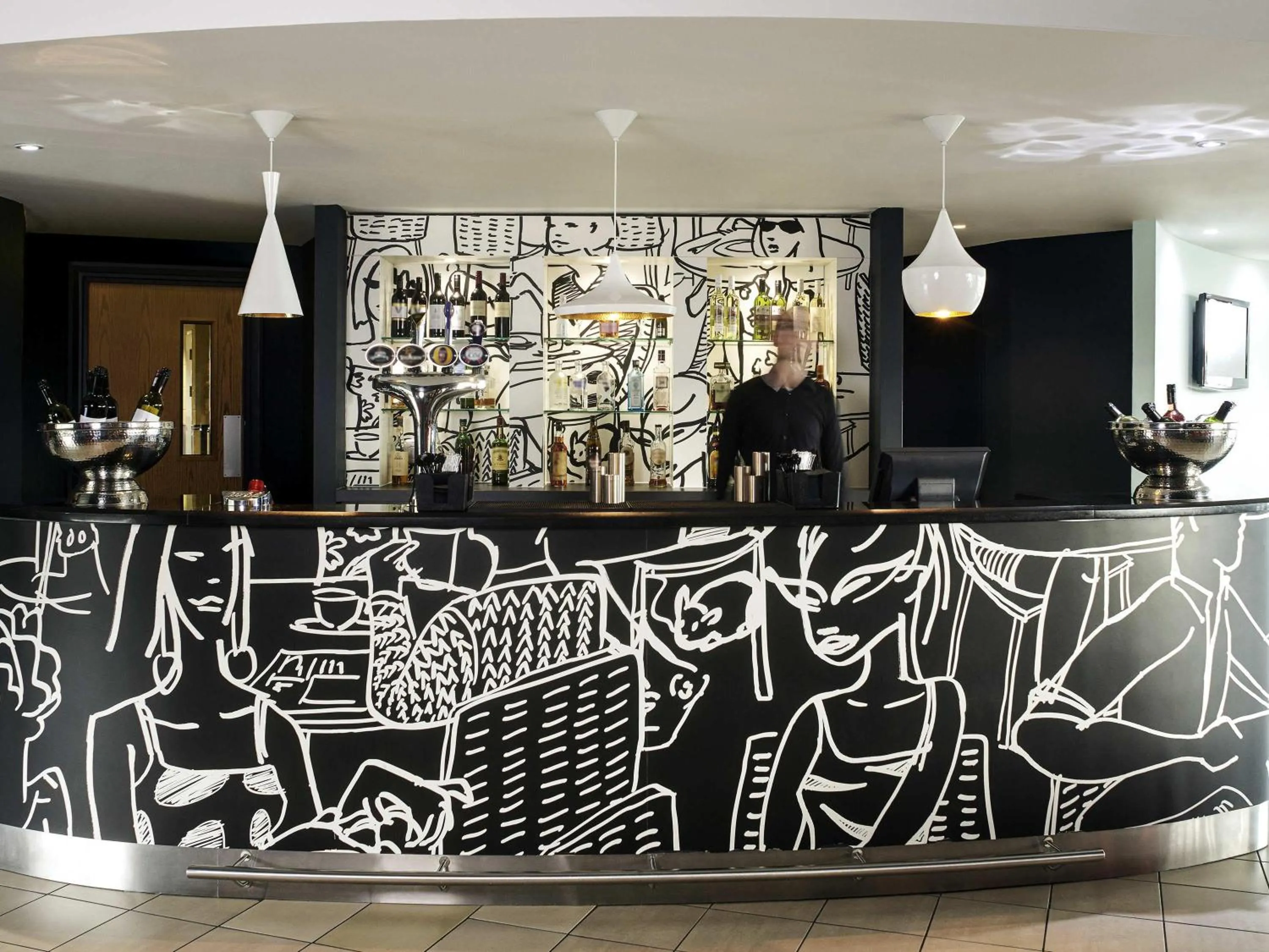 Meeting/conference room in ibis Swansea