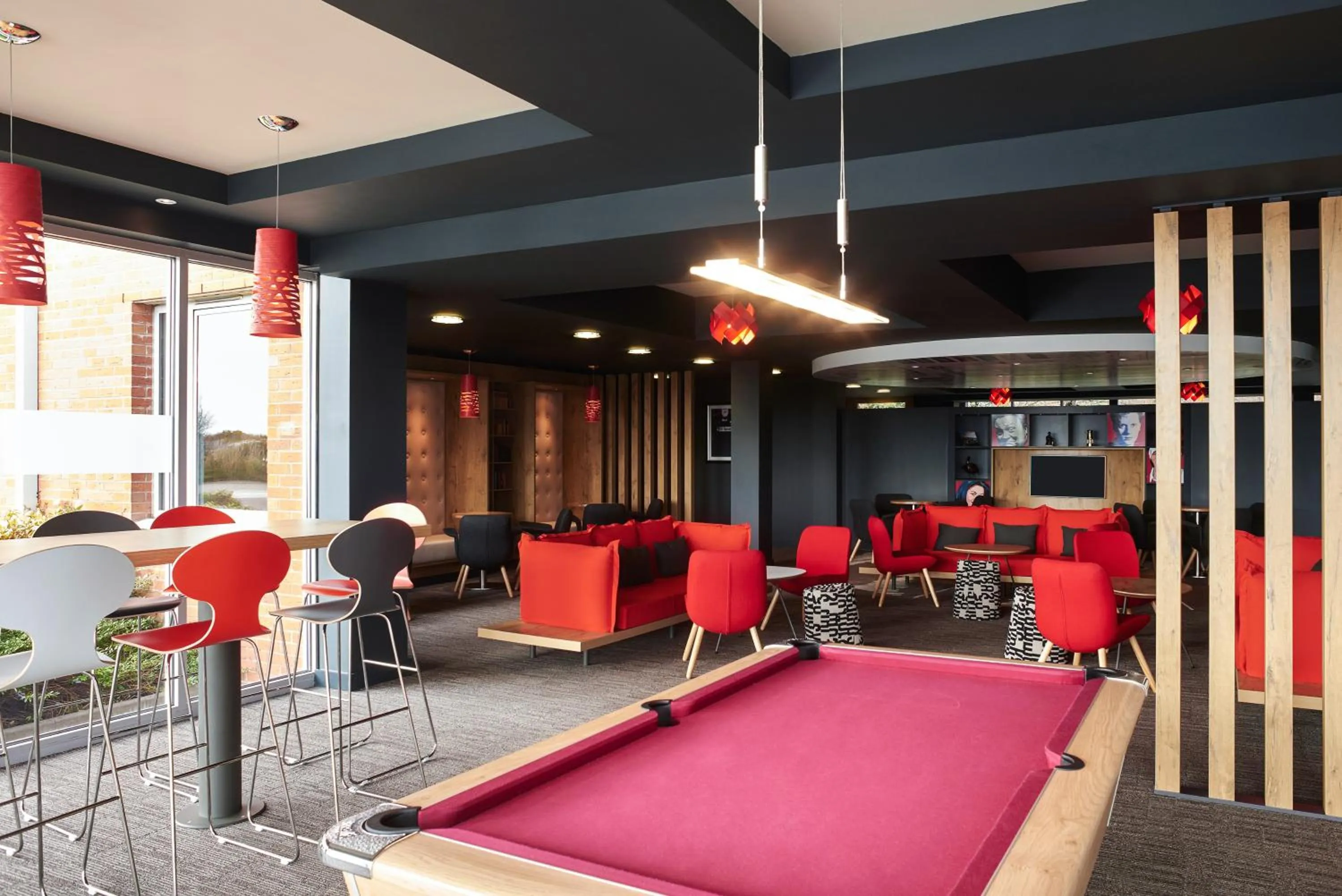 Billiard in ibis Swansea