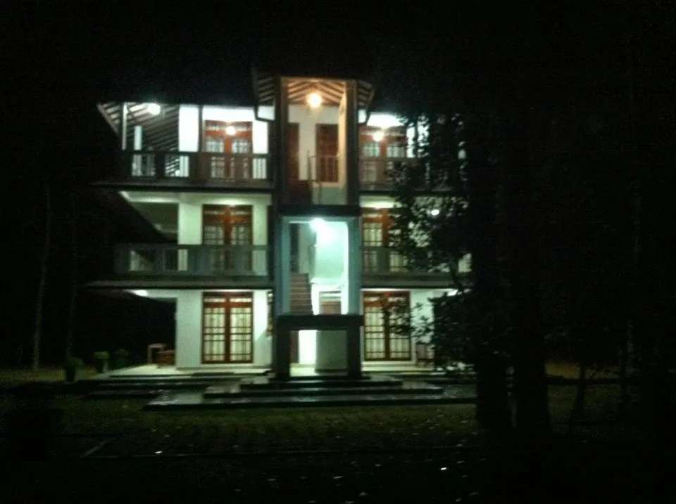 Property building in Gem Field Rest