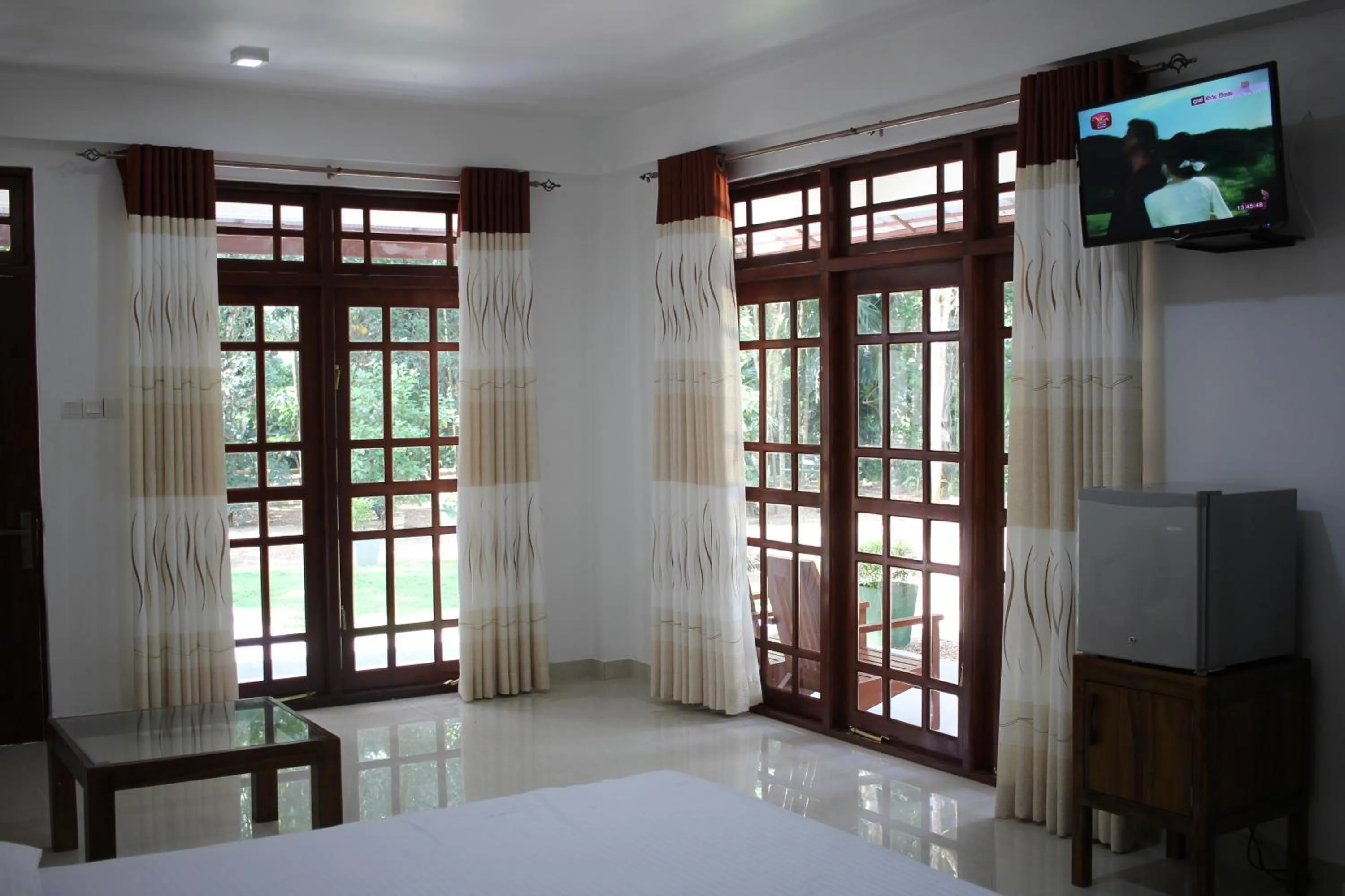 TV and multimedia in Gem Field Rest