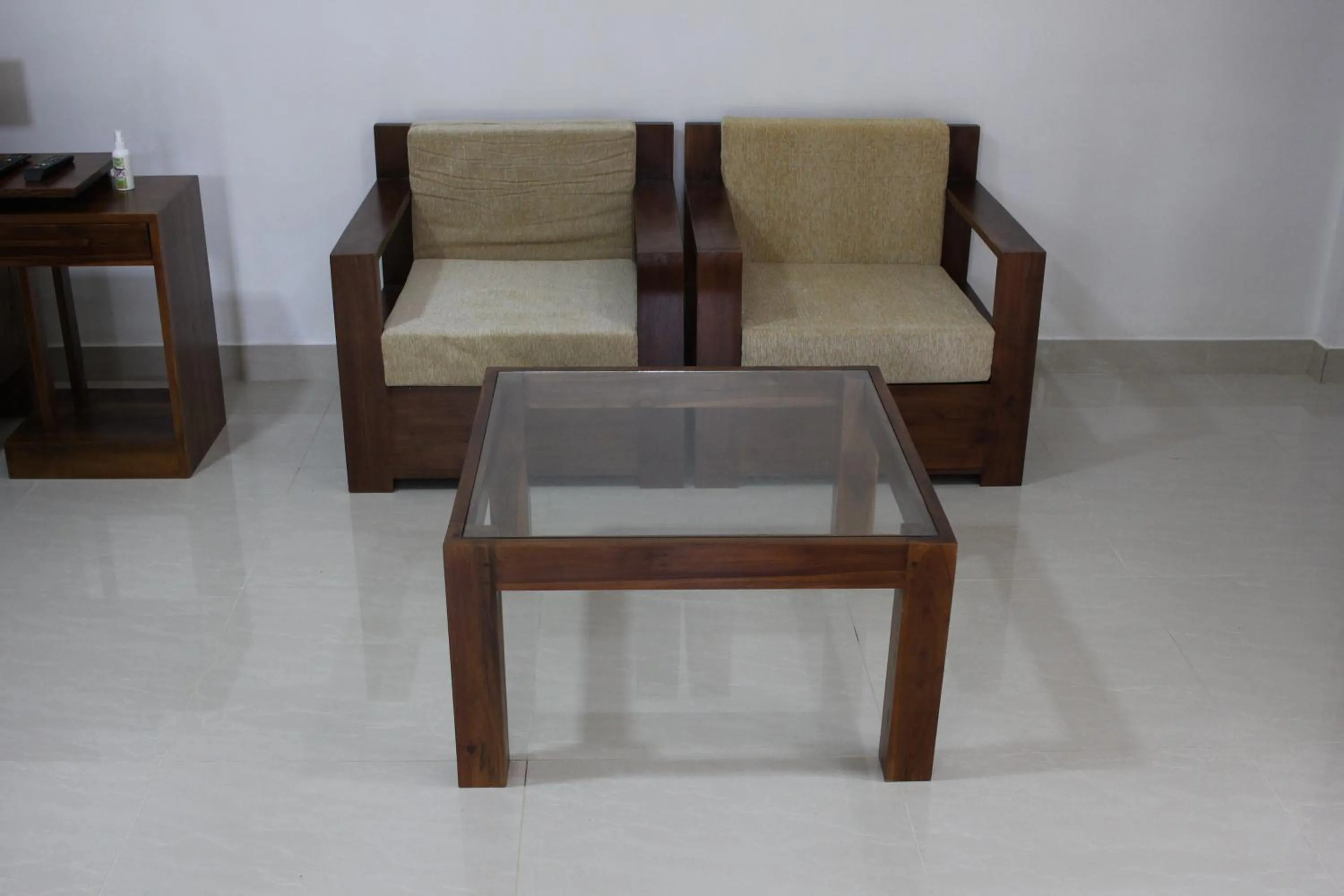 Seating area in Gem Field Rest