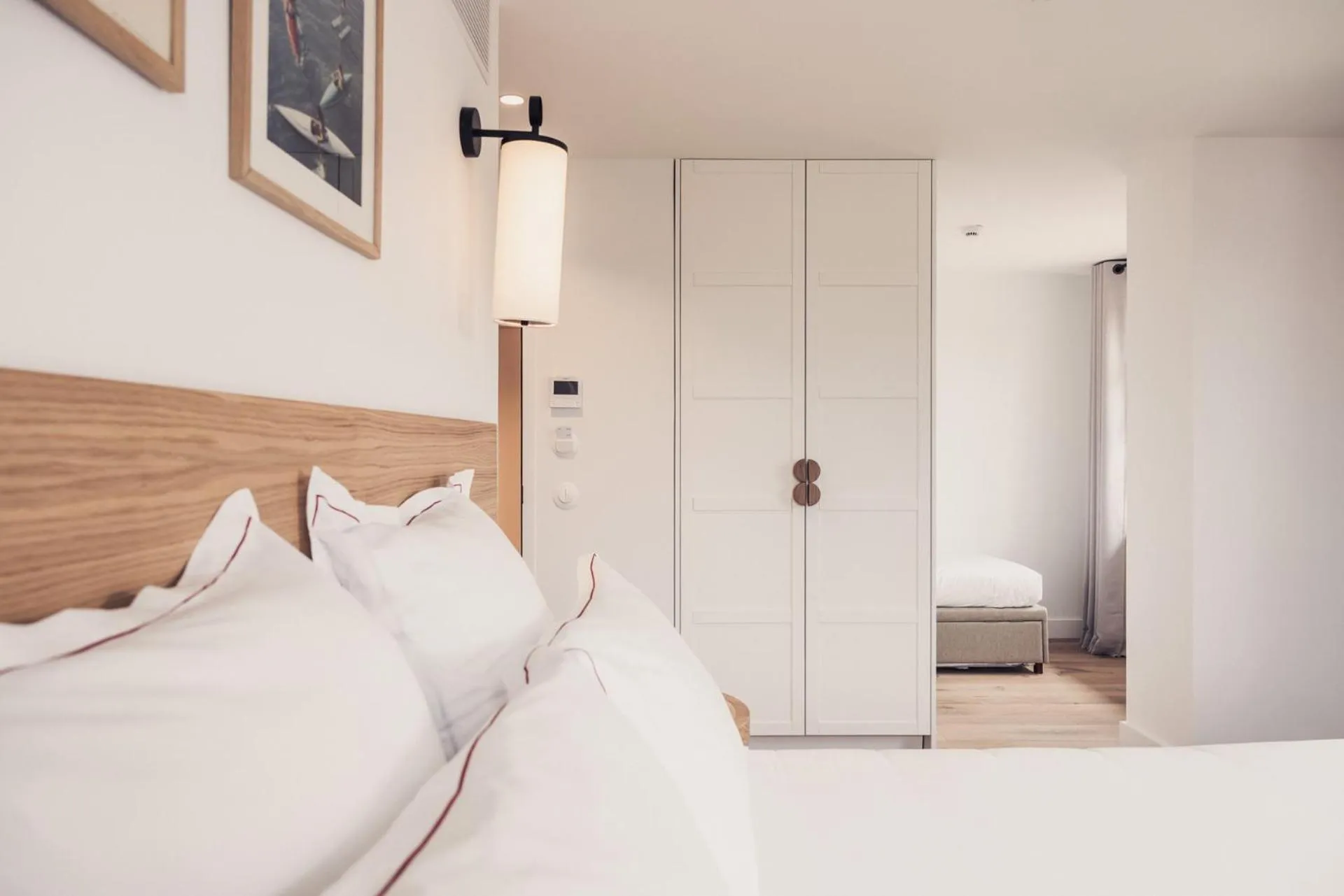 Photo of the whole room, Bed in Hôtel INDARRA & SPA - Piscine