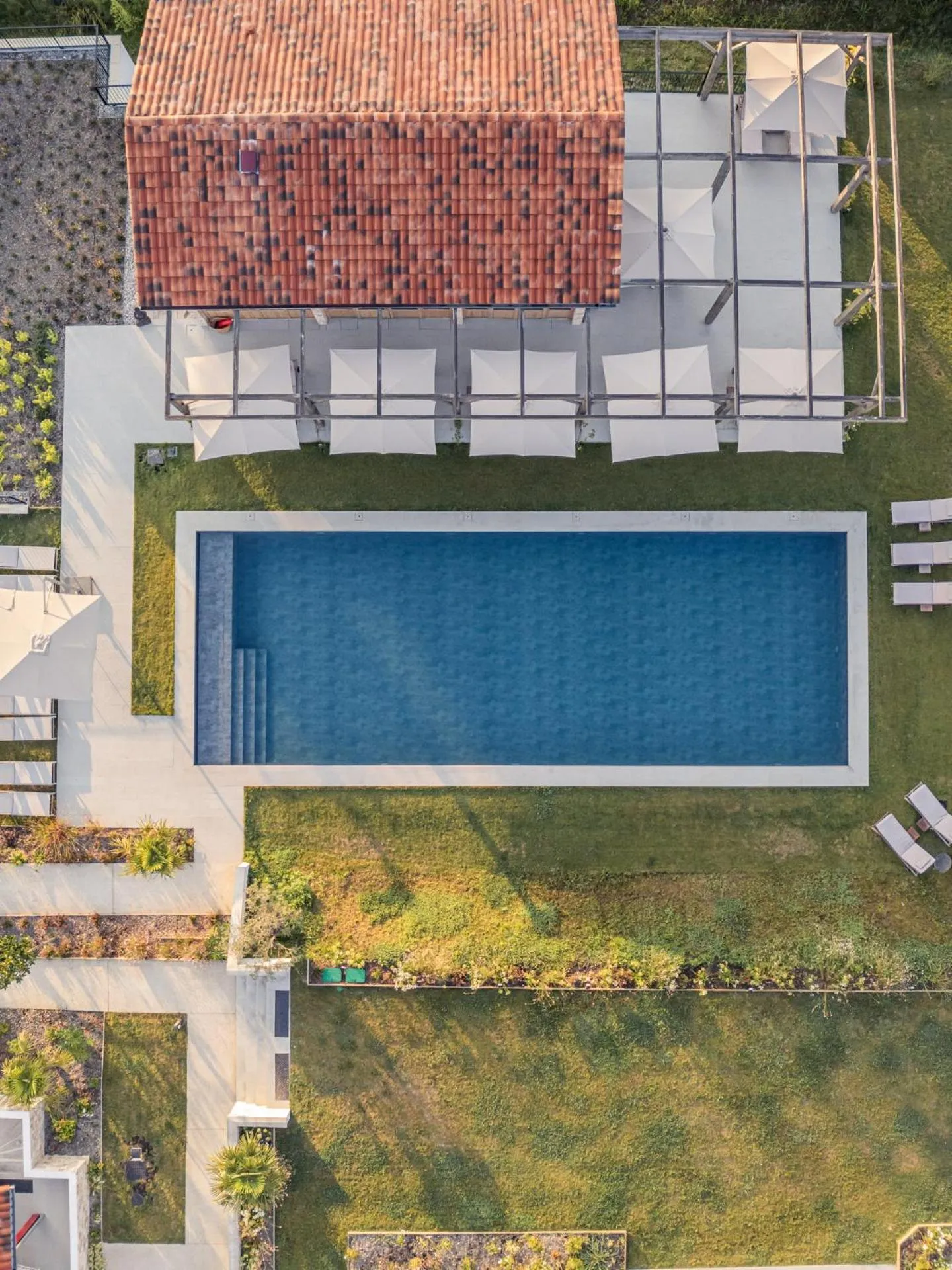 Pool view in Hôtel INDARRA & SPA - Piscine