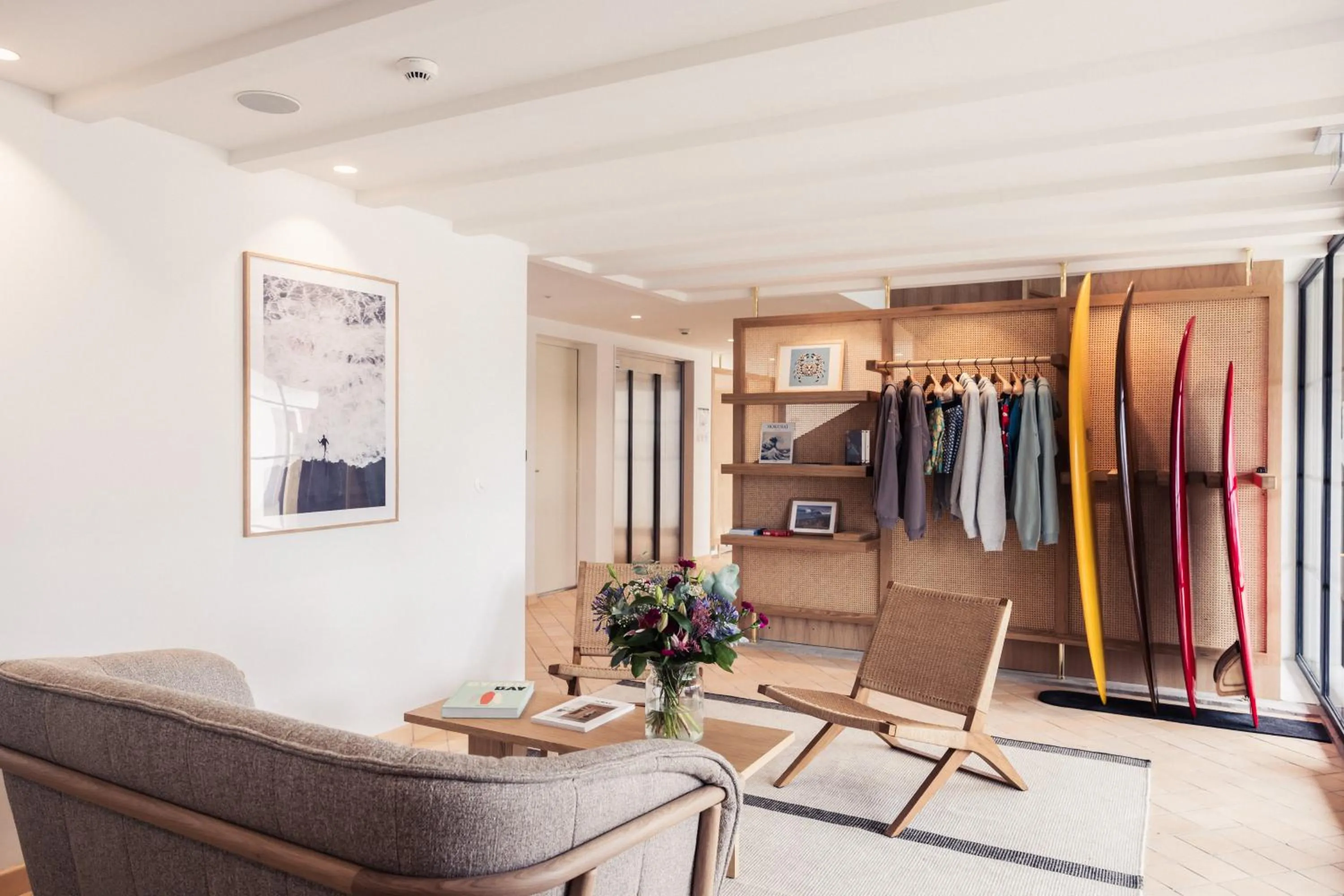 Property building in Hôtel INDARRA & SPA - Piscine