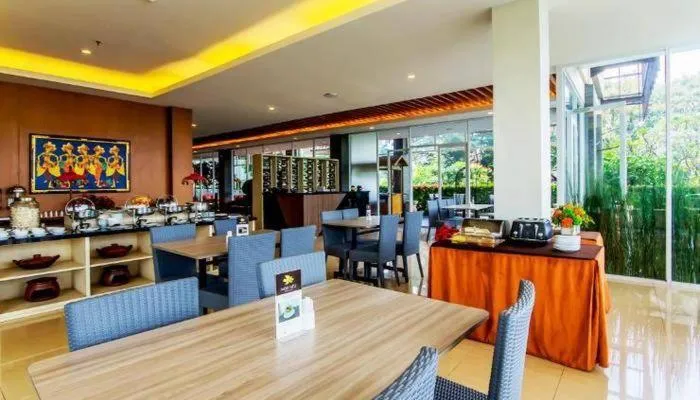 Buffet breakfast in Moscato Hotel