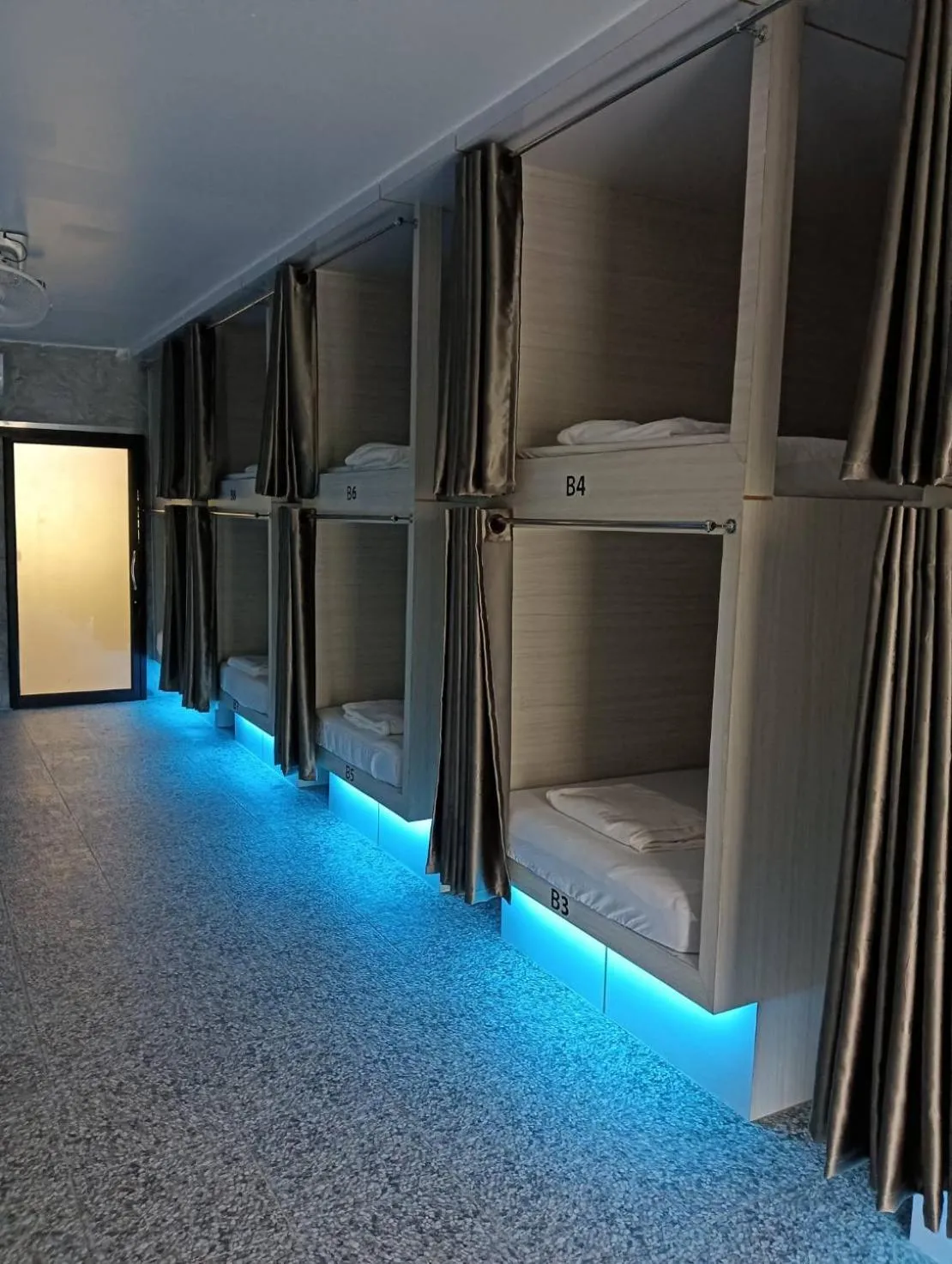 Bed in White Jail at Koh Tao Hostel