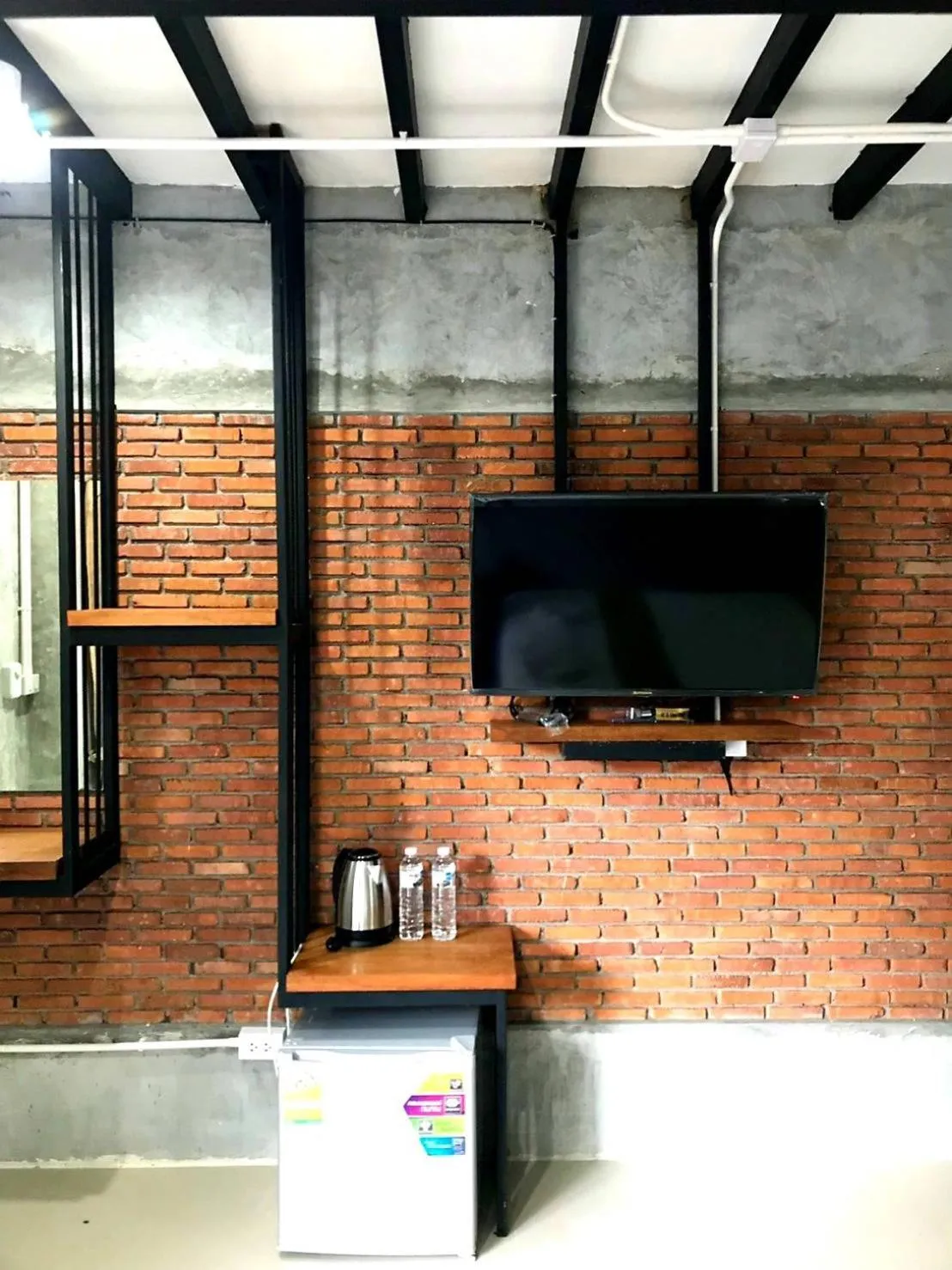 White Jail at Koh Tao Hostel