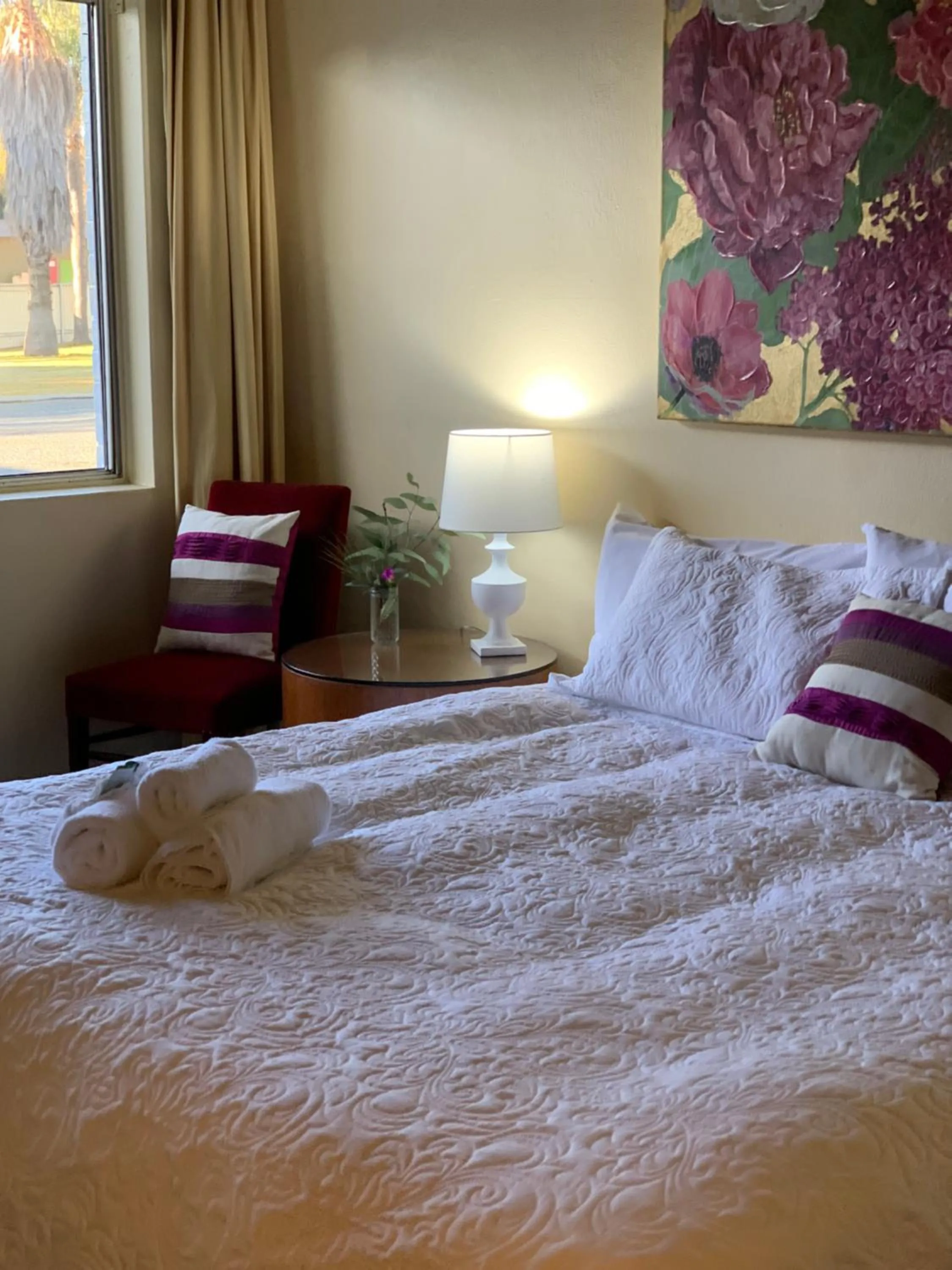 Bedroom, Bed in Temora Motel