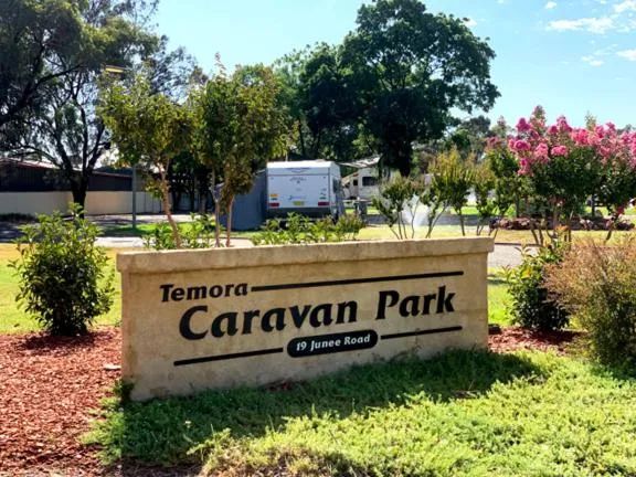 Property building in Temora Motel