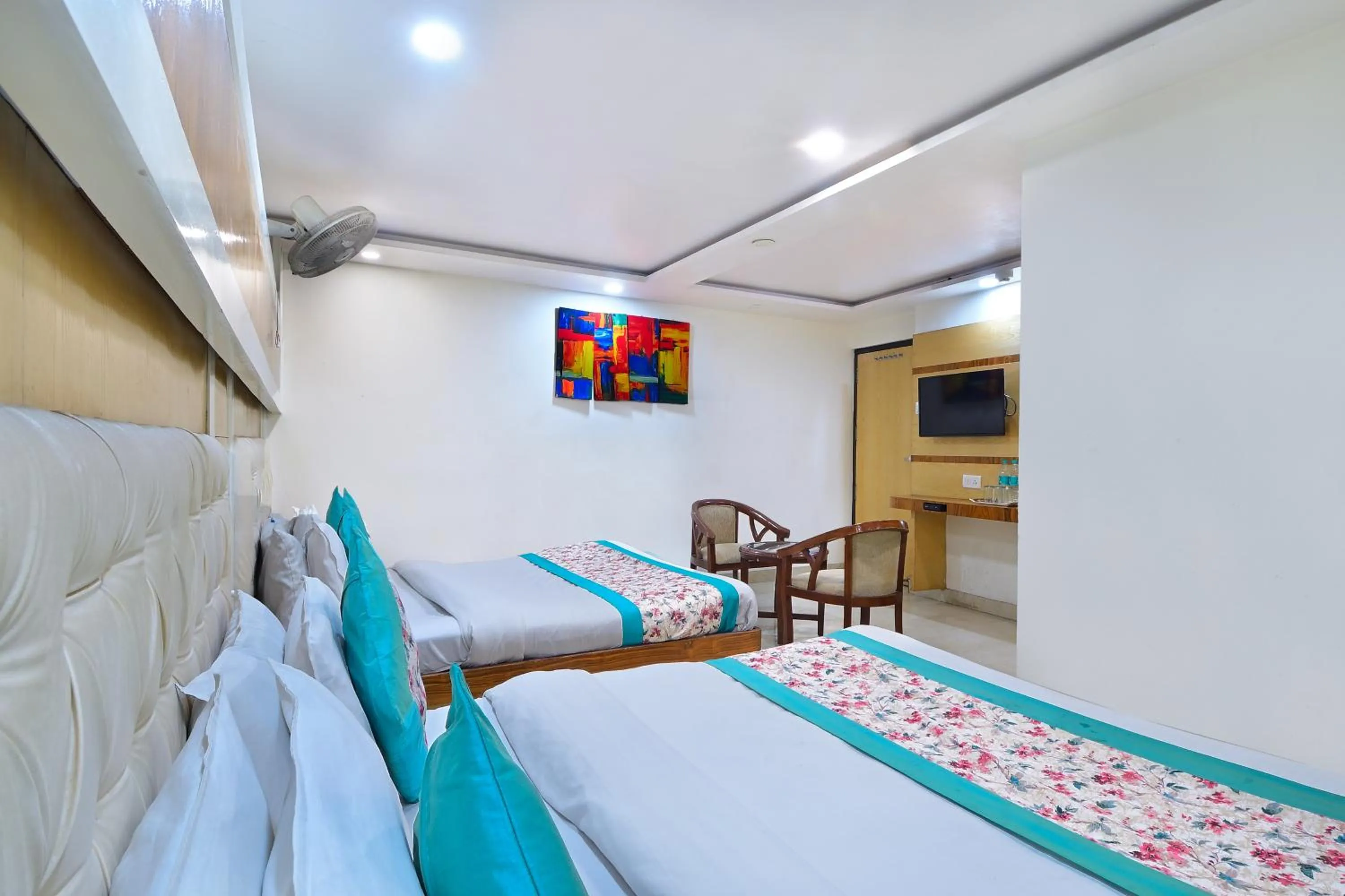 Bedroom, Bed in Hotel Glow Inn Paharganj-3 Mins Walk From New Delhi Railway Station