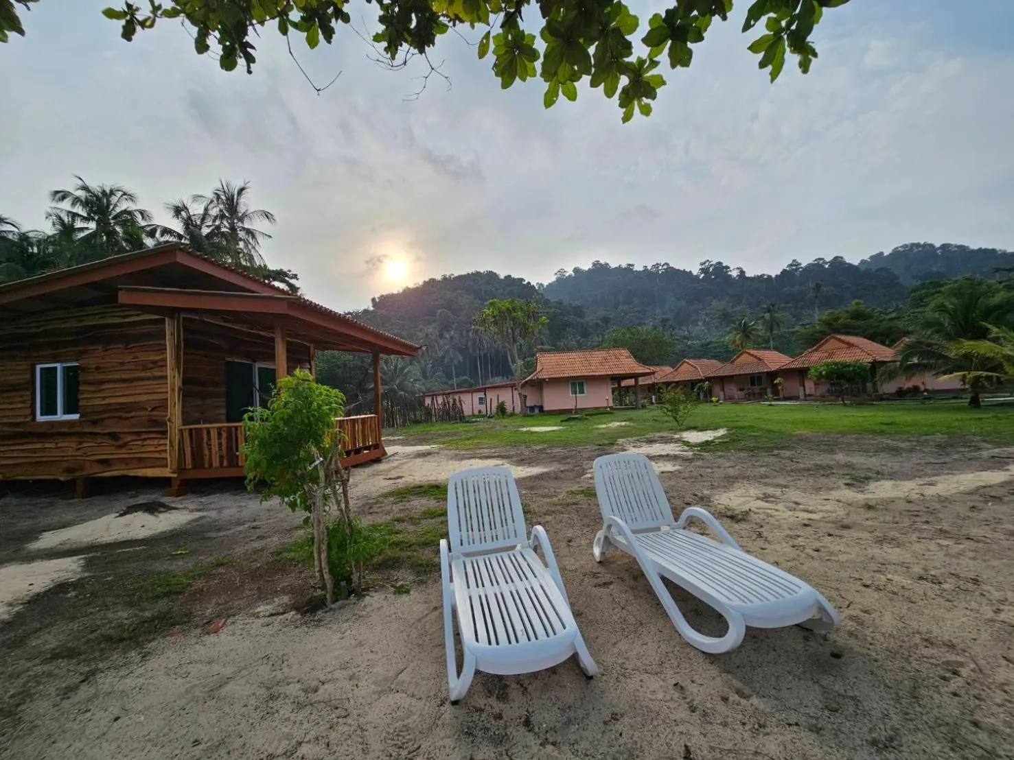 Koh Ngai Kaimuk Thong Resort