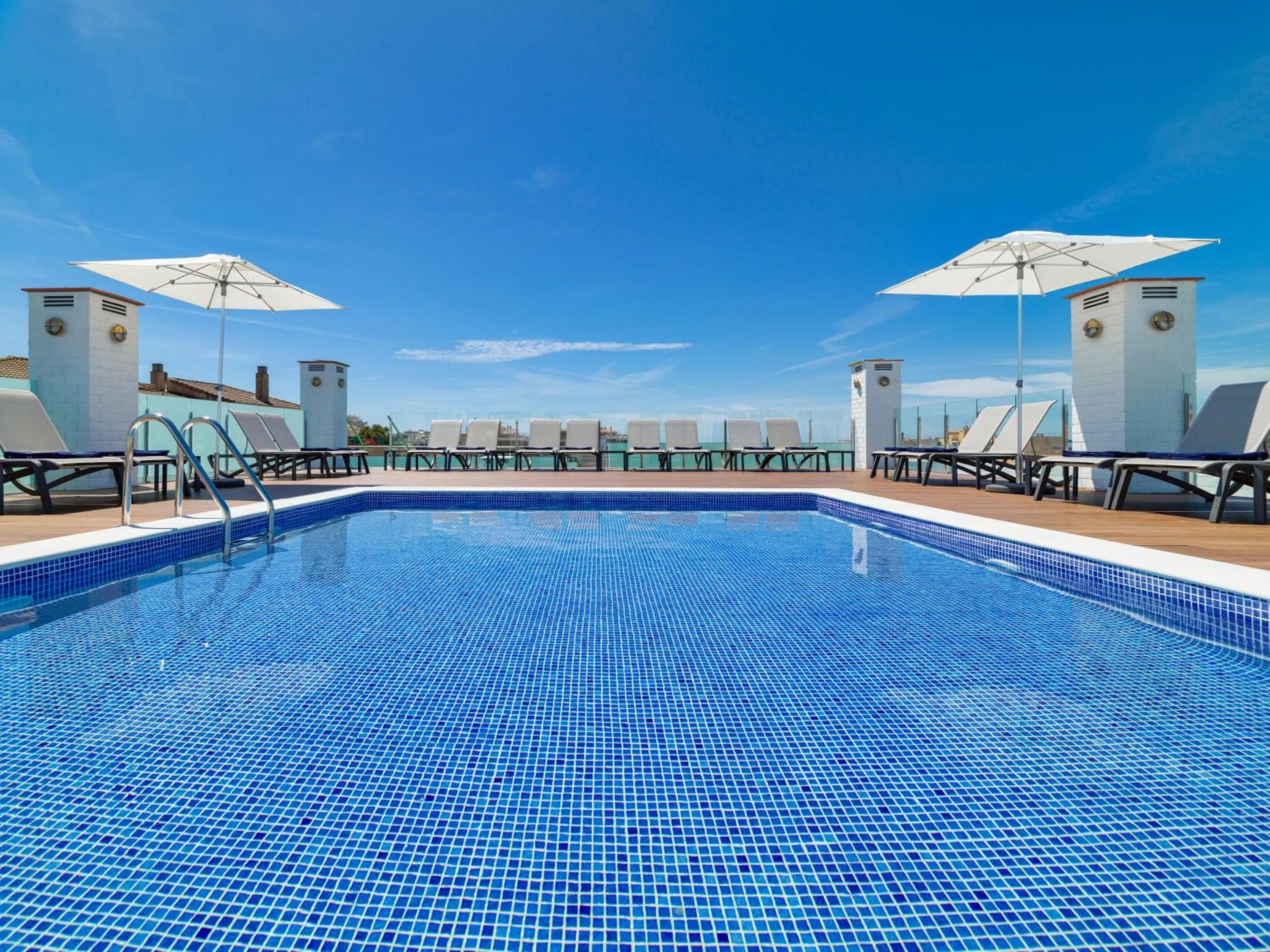 Property building in H10 Delfín - Adults Only