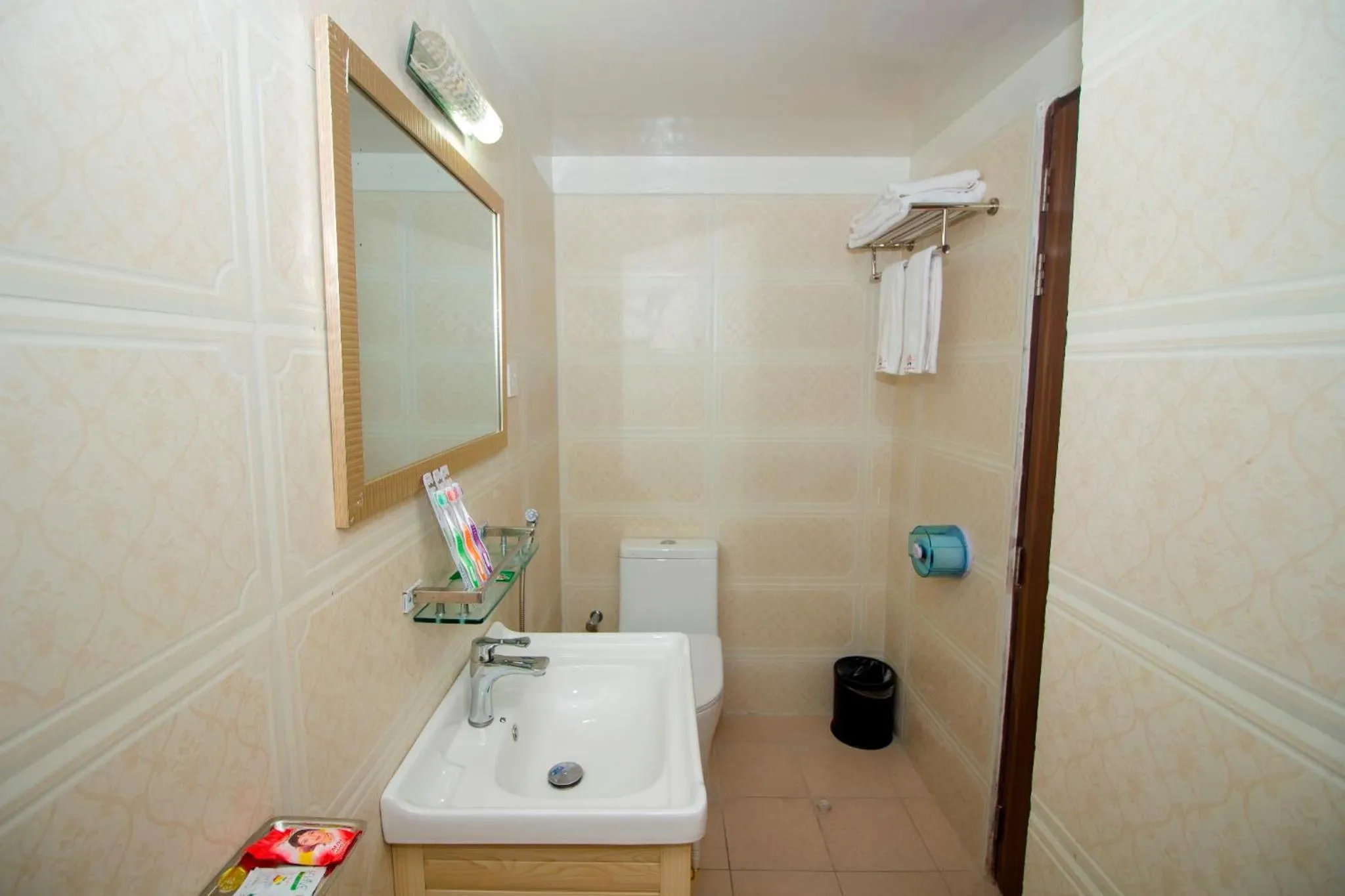 Bathroom in Hotel Progati Inn Ltd.