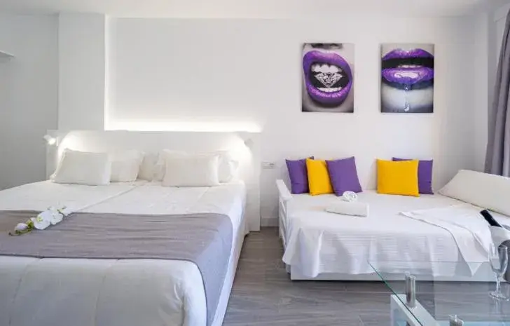 Bedroom, Bed in Skyview Hotel by LIVVO Bedroom, Bed in Skyview Hotel by LIVVO