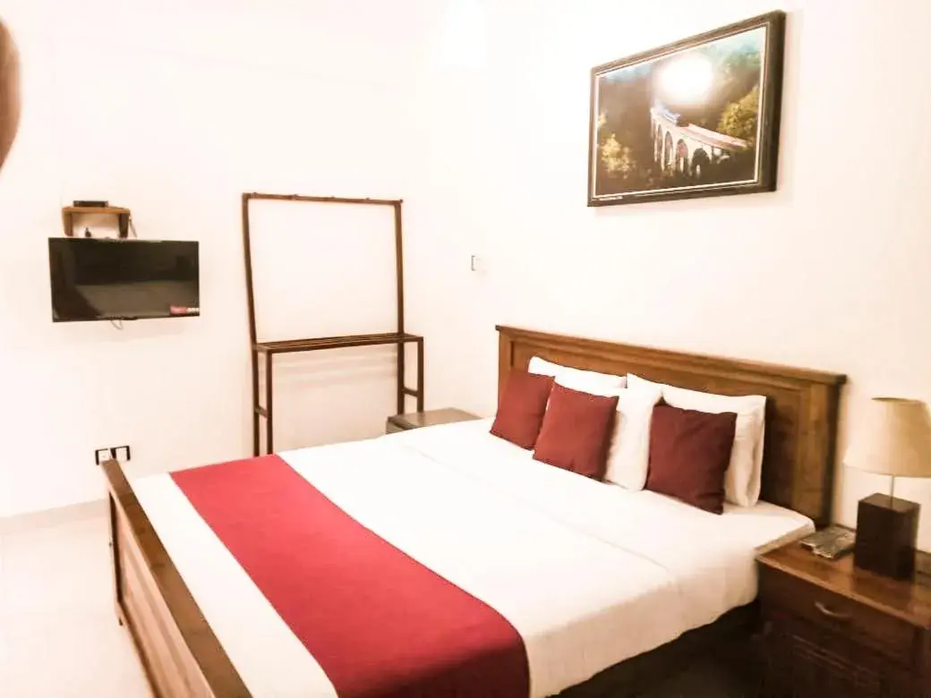 Deluxe Double Room in Grace Holiday Bungalow Deluxe Double Room in Grace Holiday Bungalow