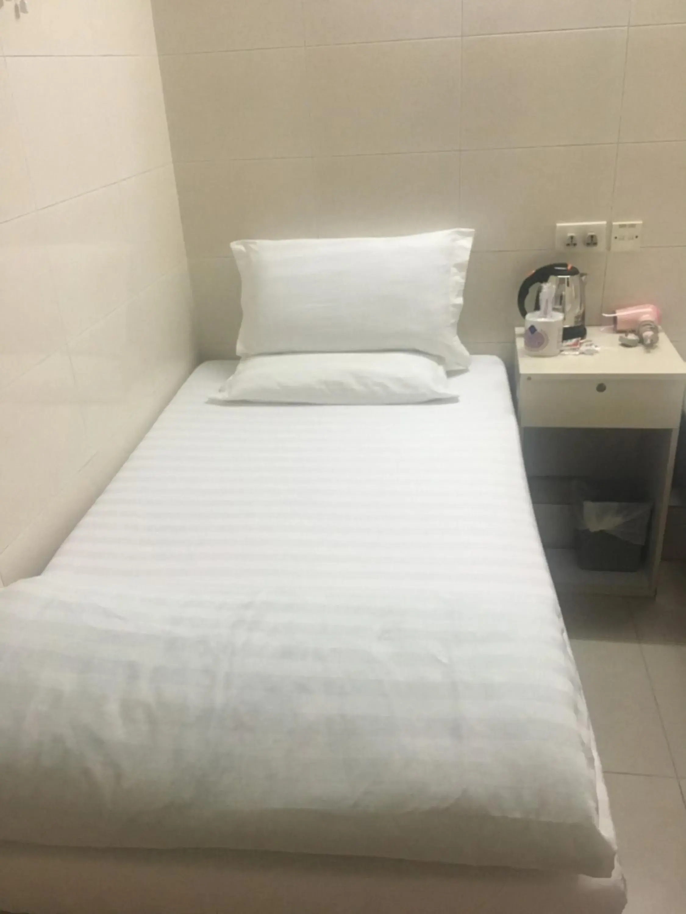 Bedroom, Bed in Unique Hostel Bedroom, Bed in Unique Hostel