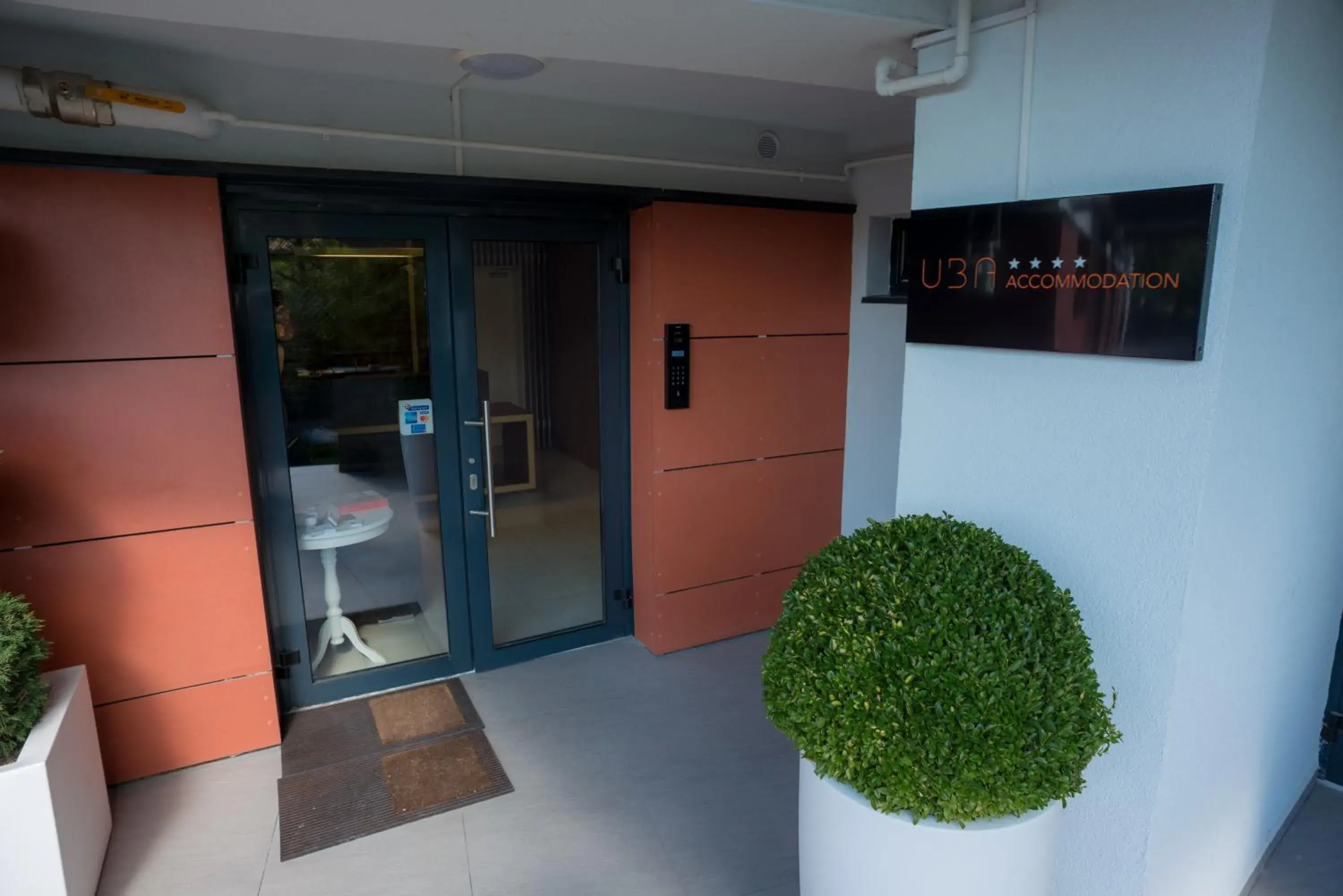 Facade/entrance in UBA Accommodation Aparthotel Facade/entrance in UBA Accommodation Aparthotel