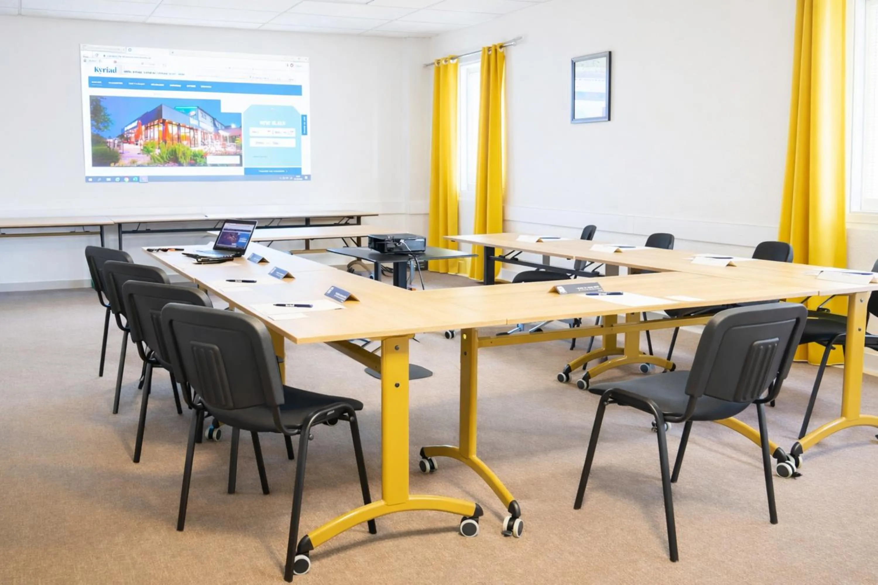 Meeting/conference room in Kyriad Clermont Ferrand Nord - Riom
