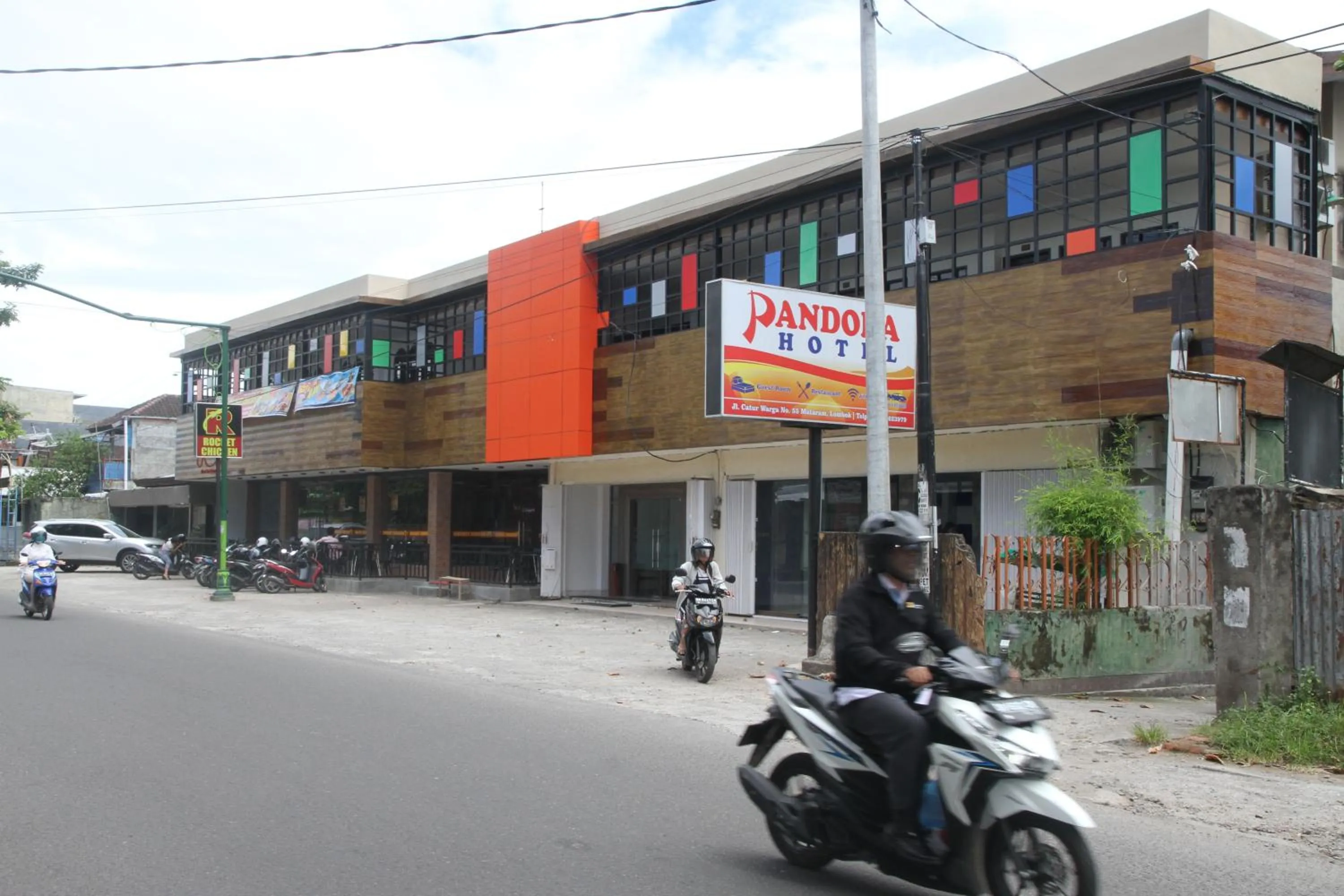 Property logo or sign in Pandora Hotel