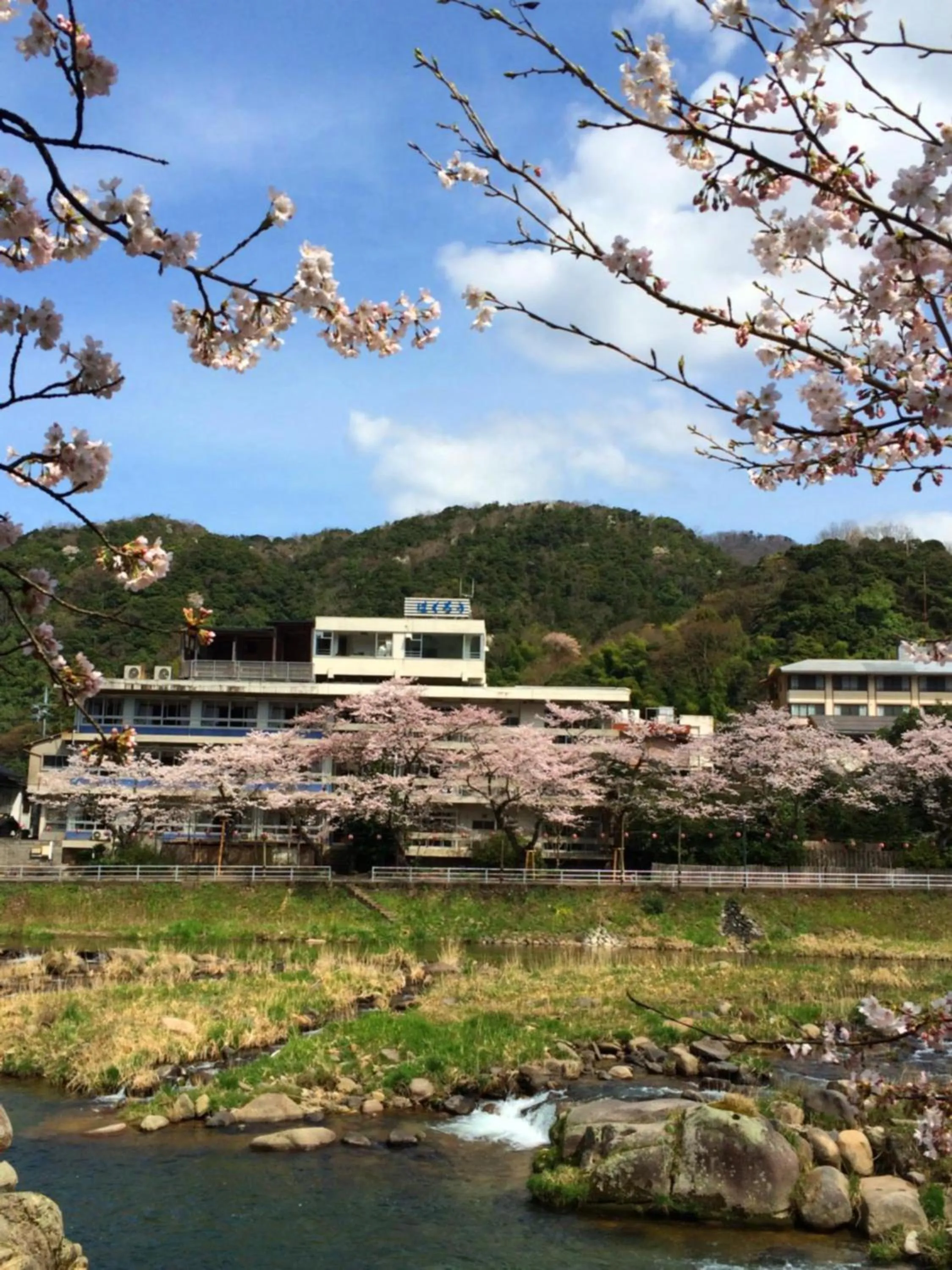 Property building in Seiryuso