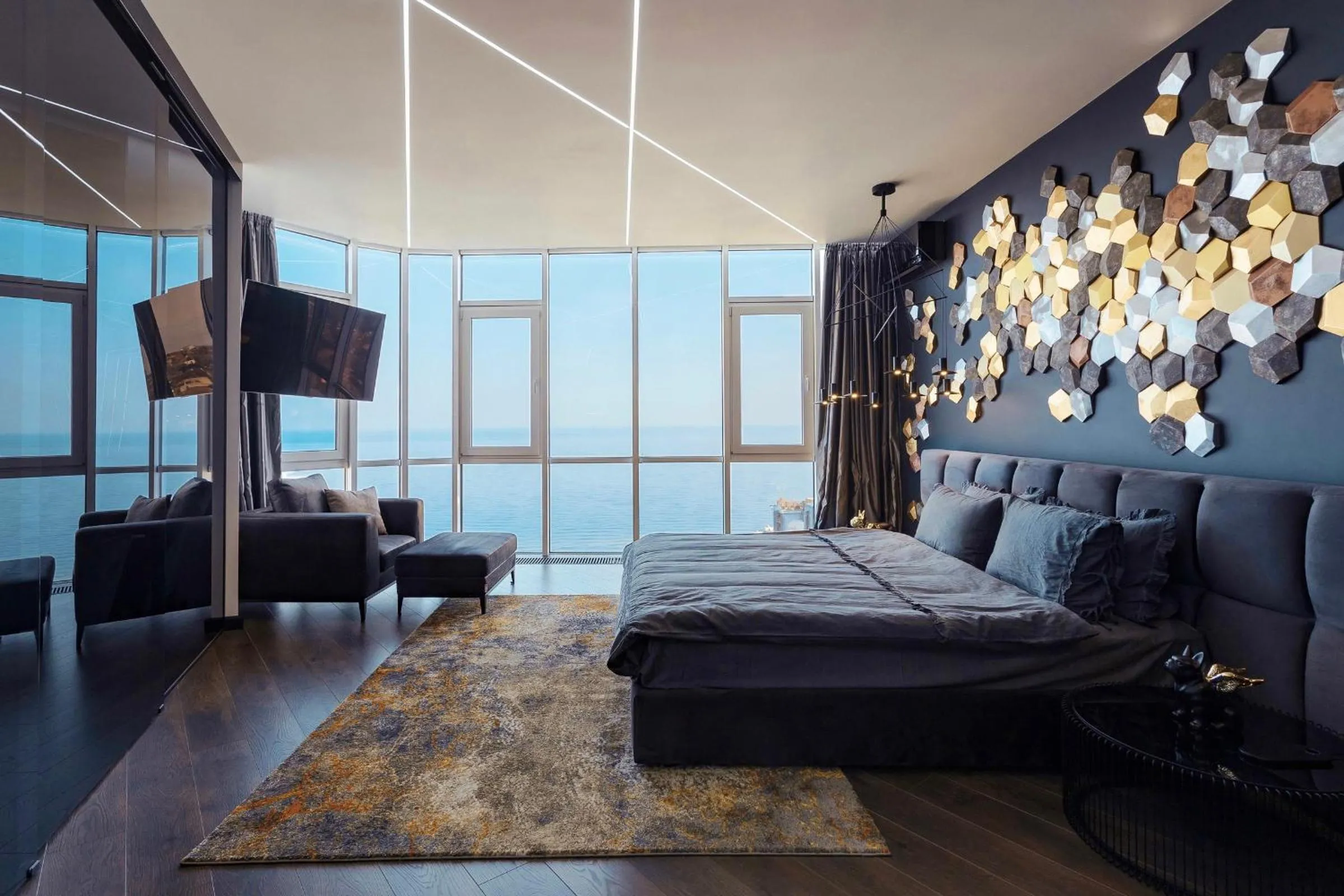 Bedroom, Bed in Odessa Pearl Apart Arcadia