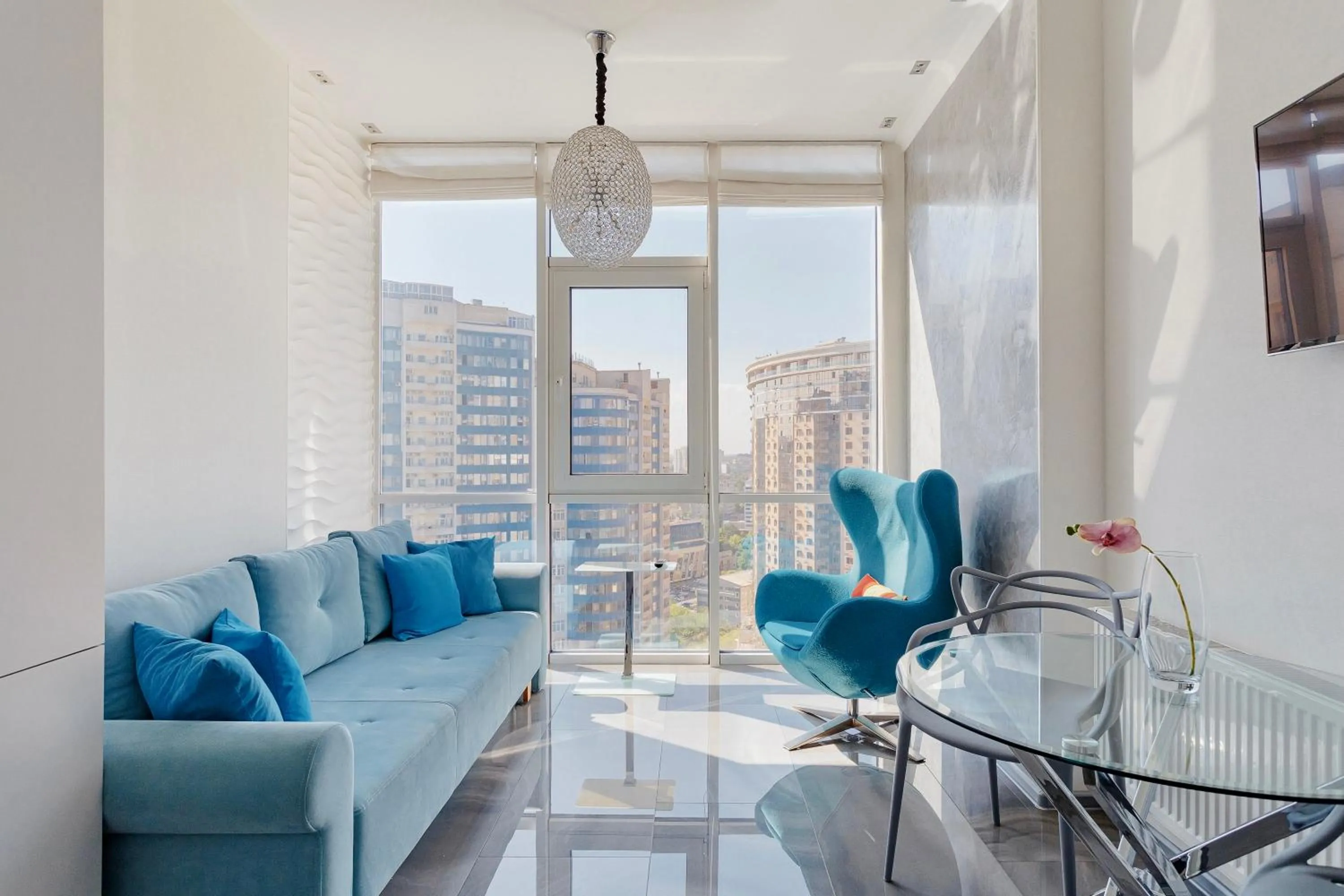 Living room in Odessa Pearl Apart Arcadia