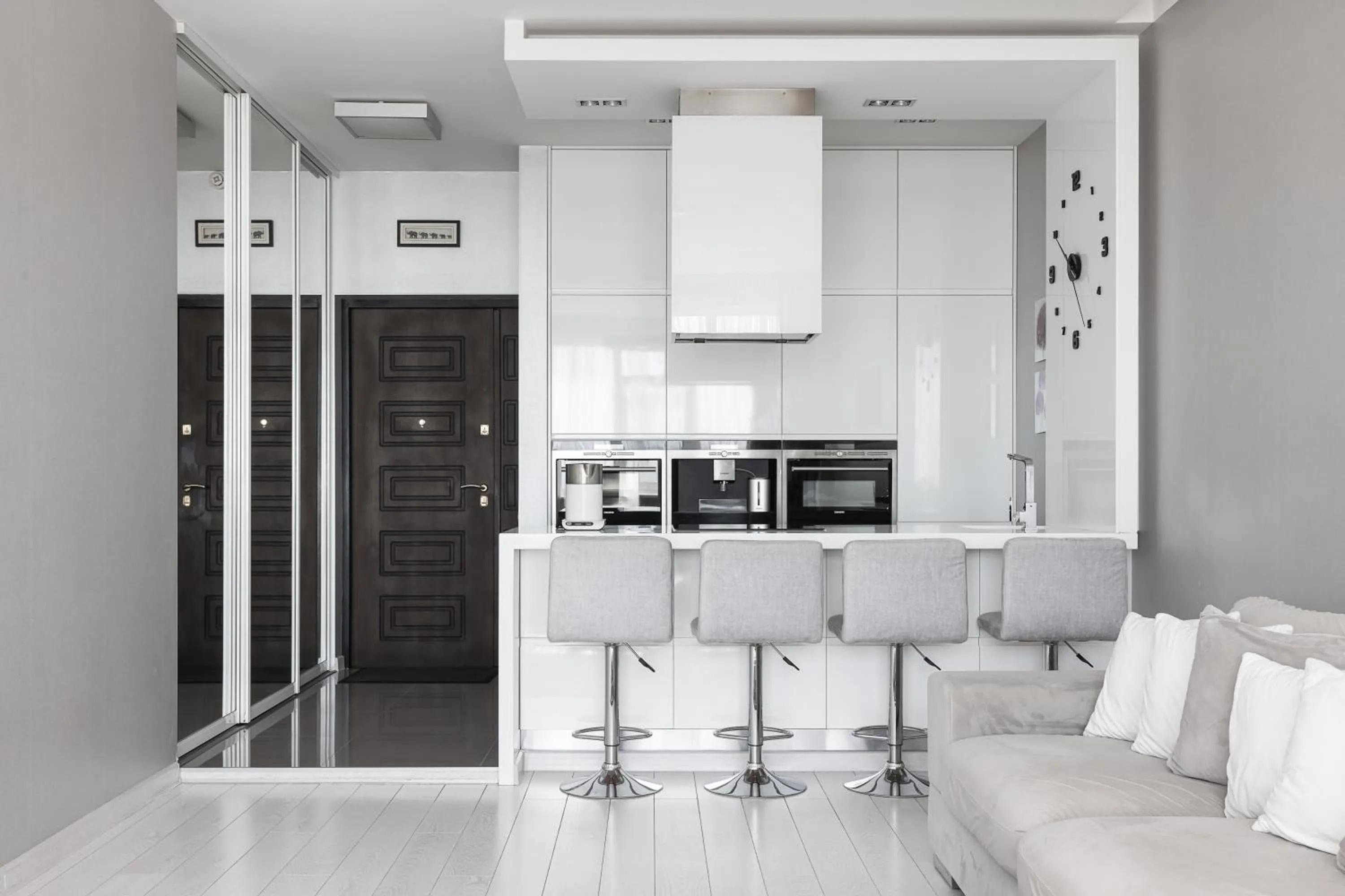 Odessa Pearl Apart Arcadia