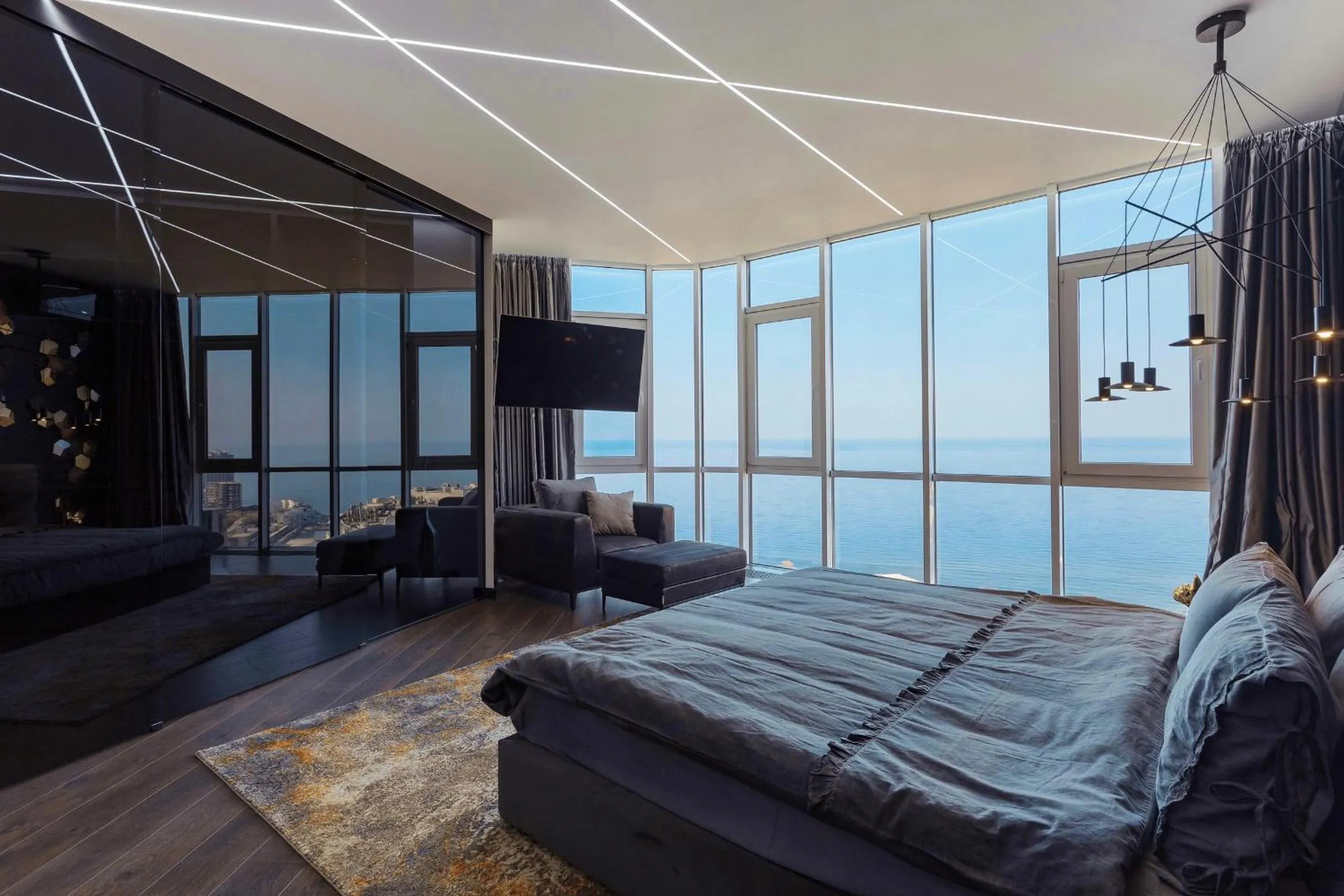 Bedroom, Bed in Odessa Pearl Apart Arcadia