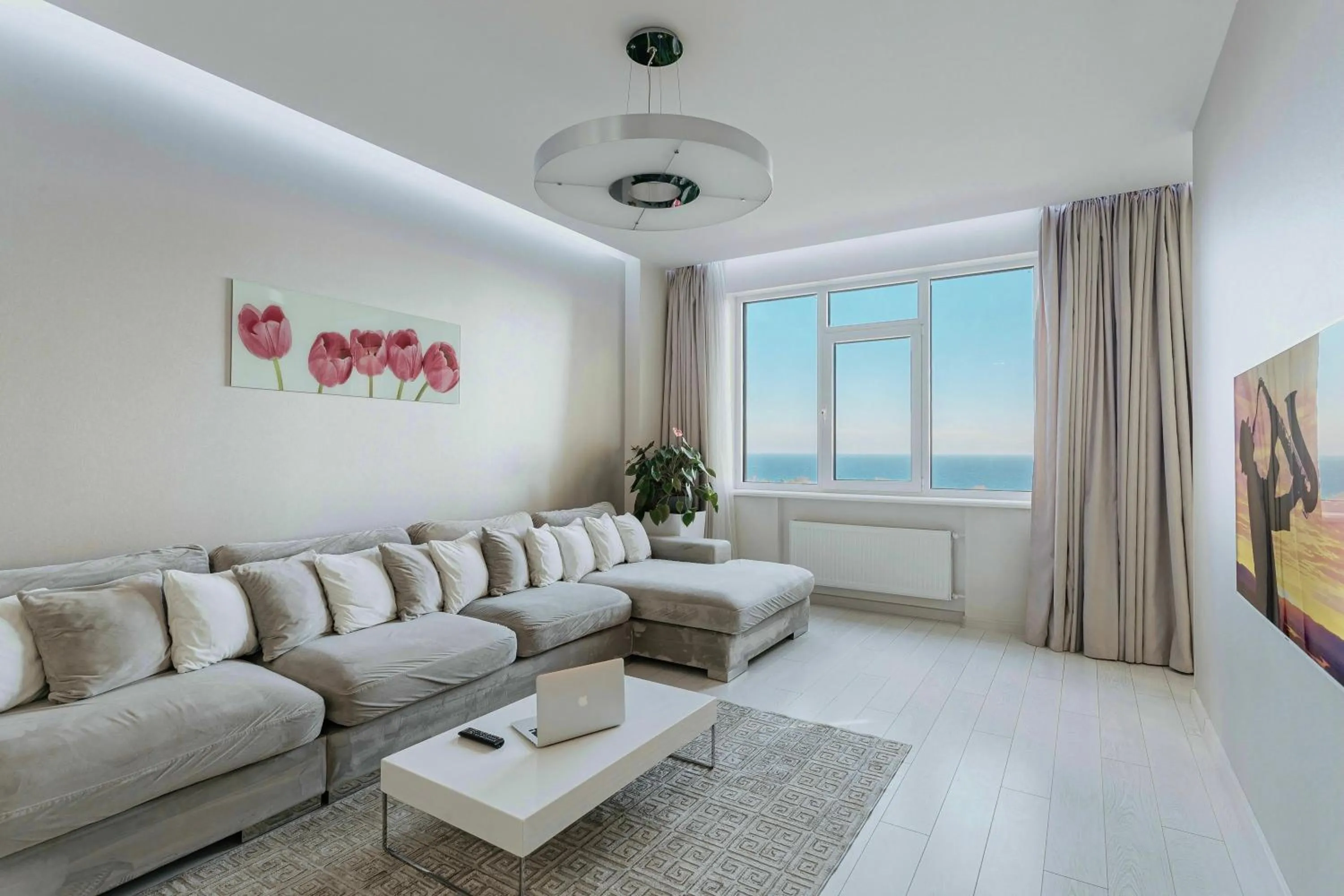 TV and multimedia in Odessa Pearl Apart Arcadia