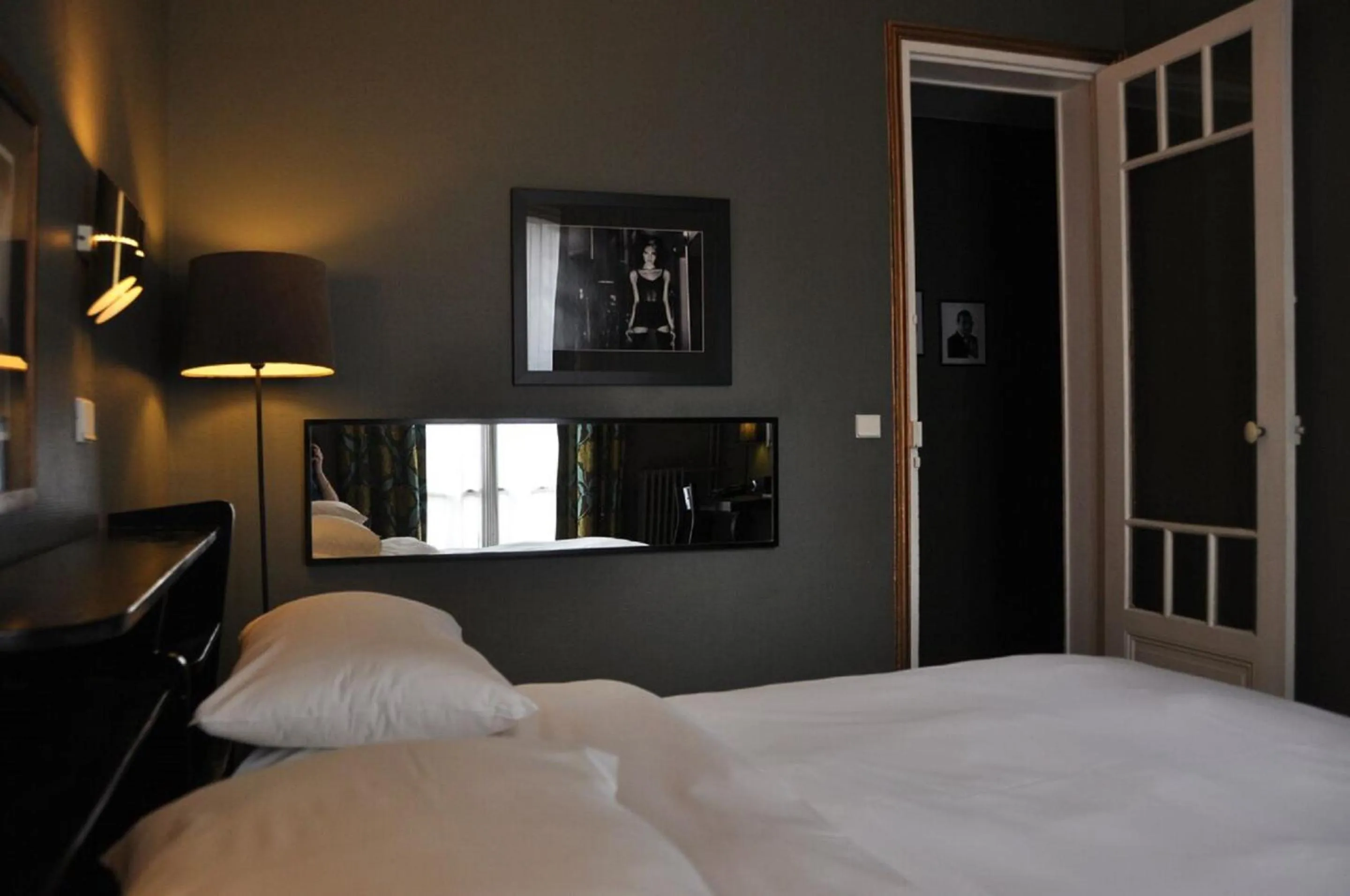 Photo of the whole room, Bed in Alba Opéra Hôtel